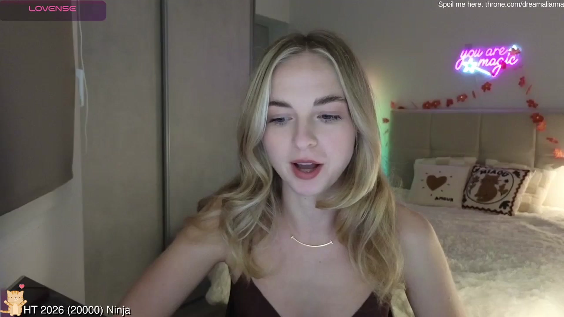 Gallery image thumbnail from DreamAlianna's myfreecams stream on, 03/14/2026, 21:33 image 1 of 20