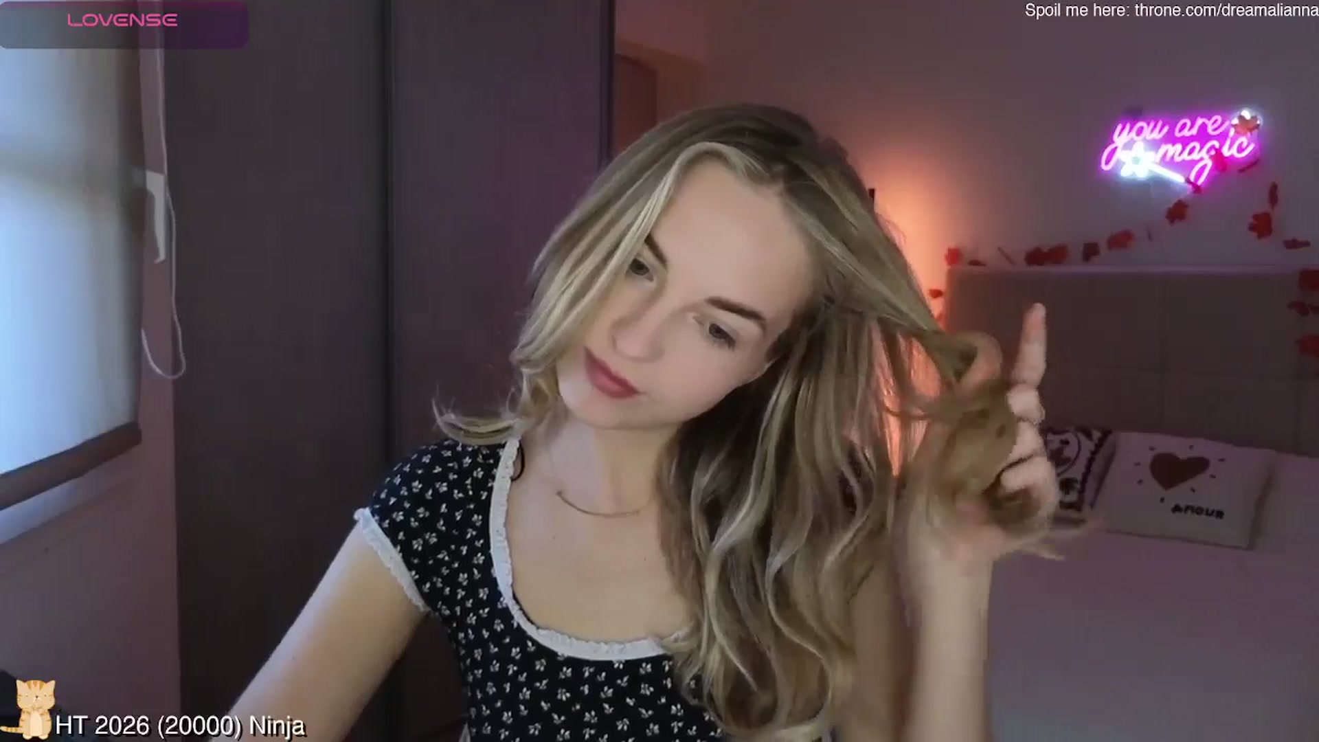 Gallery image thumbnail from DreamAlianna's myfreecams stream on, 03/20/2026, 16:30 image 4 of 20