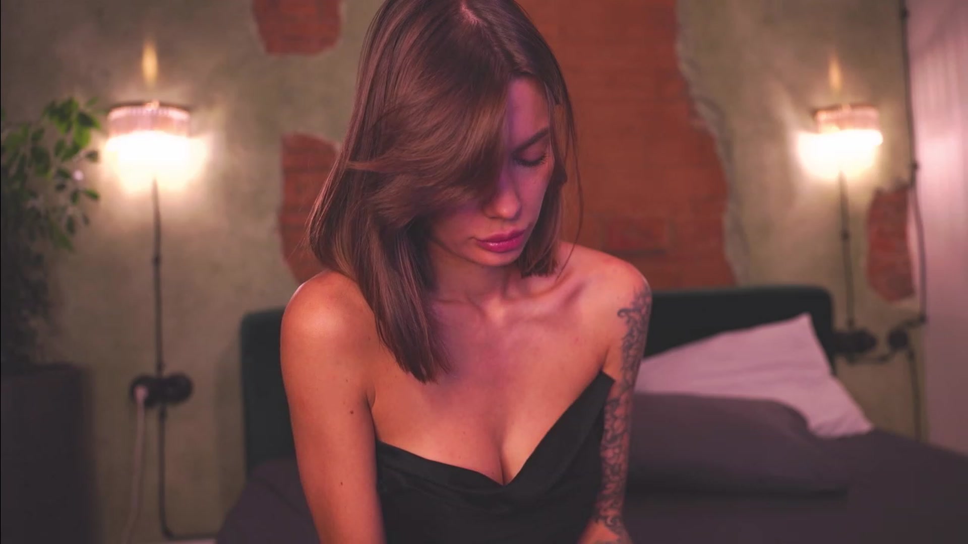 Gallery image thumbnail from DreamAna's myfreecams stream on, 11/21/2023, 21:22 image 14 of 20