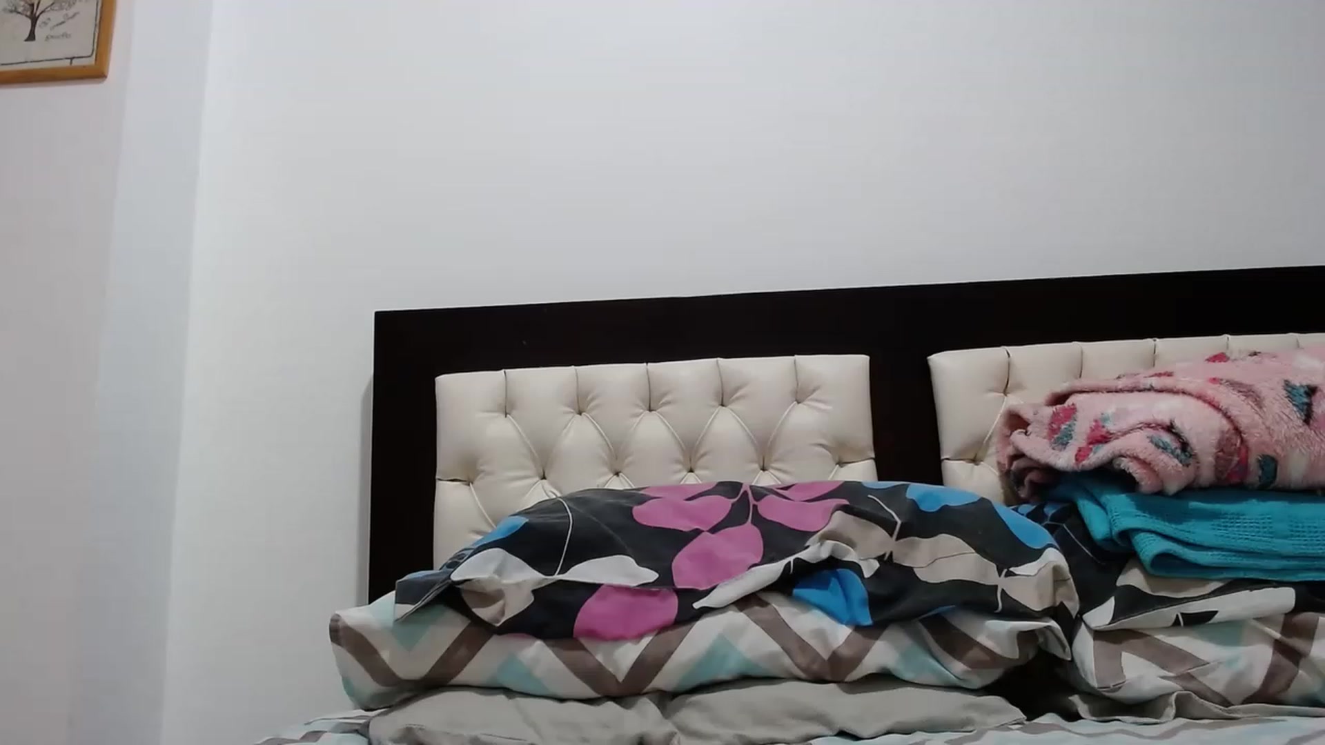 Gallery image thumbnail from DreamBootyXx's myfreecams stream on, 02/20/2023, 18:01 image 17 of 20