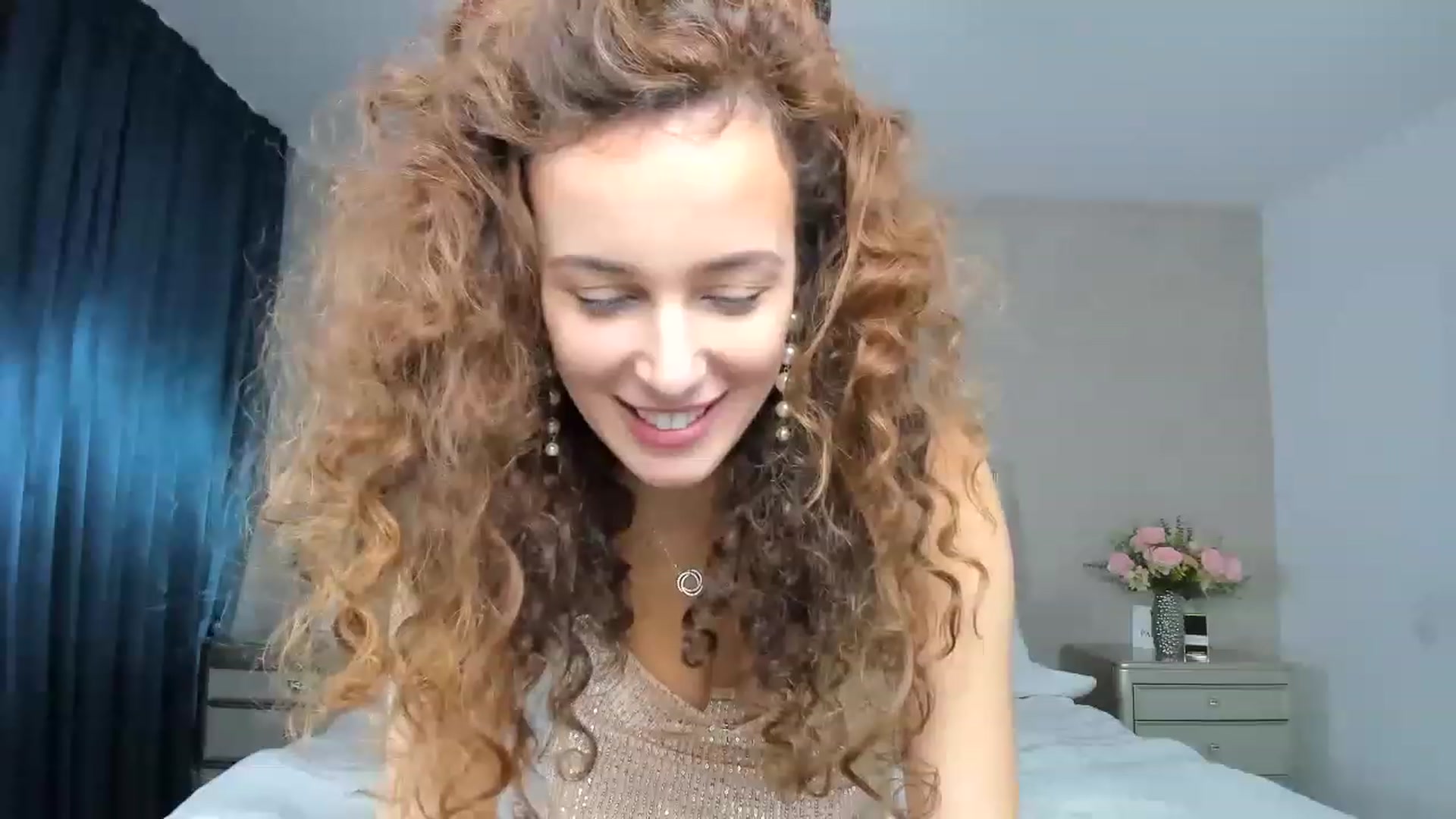 Gallery image thumbnail from DreamEvy's myfreecams stream on, 11/21/2022, 10:06 image 10 of 20