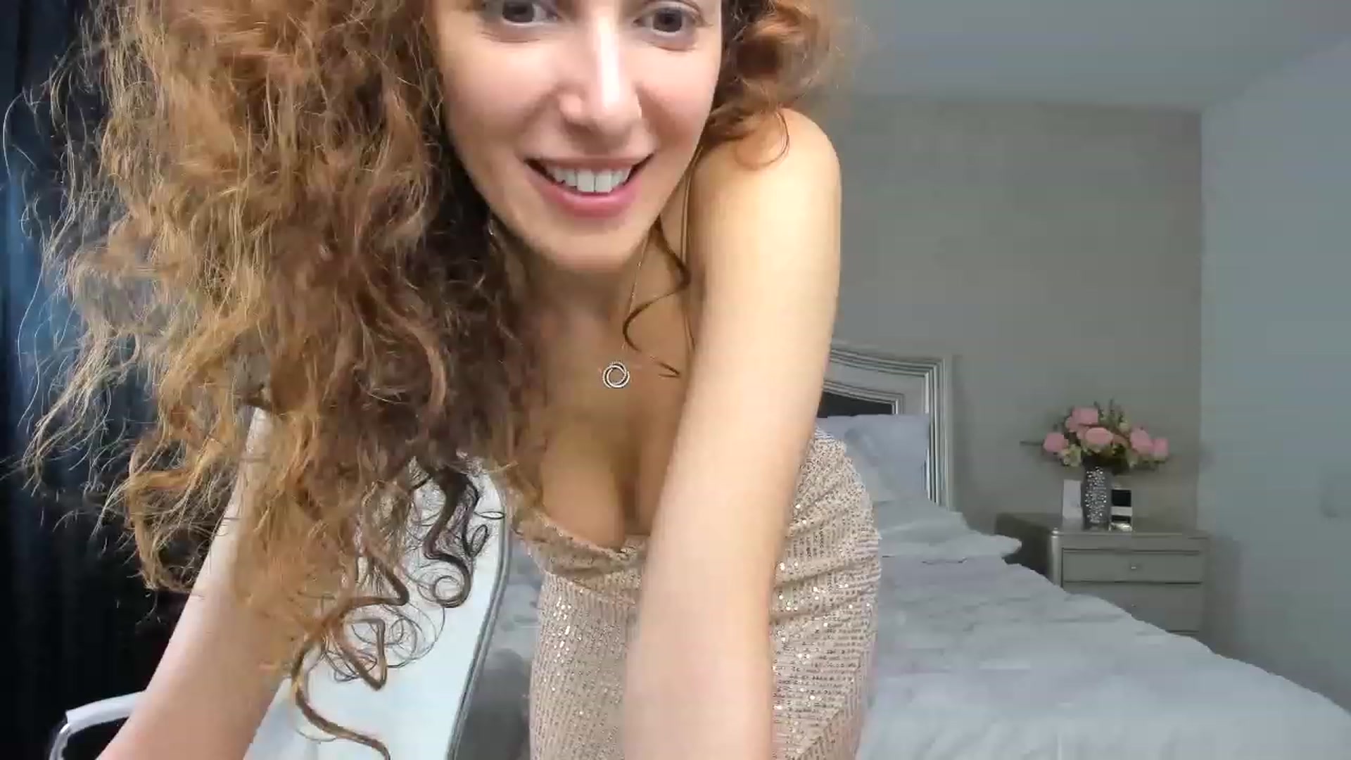 Gallery image thumbnail from DreamEvy's myfreecams stream on, 11/21/2022, 15:03 image 2 of 20