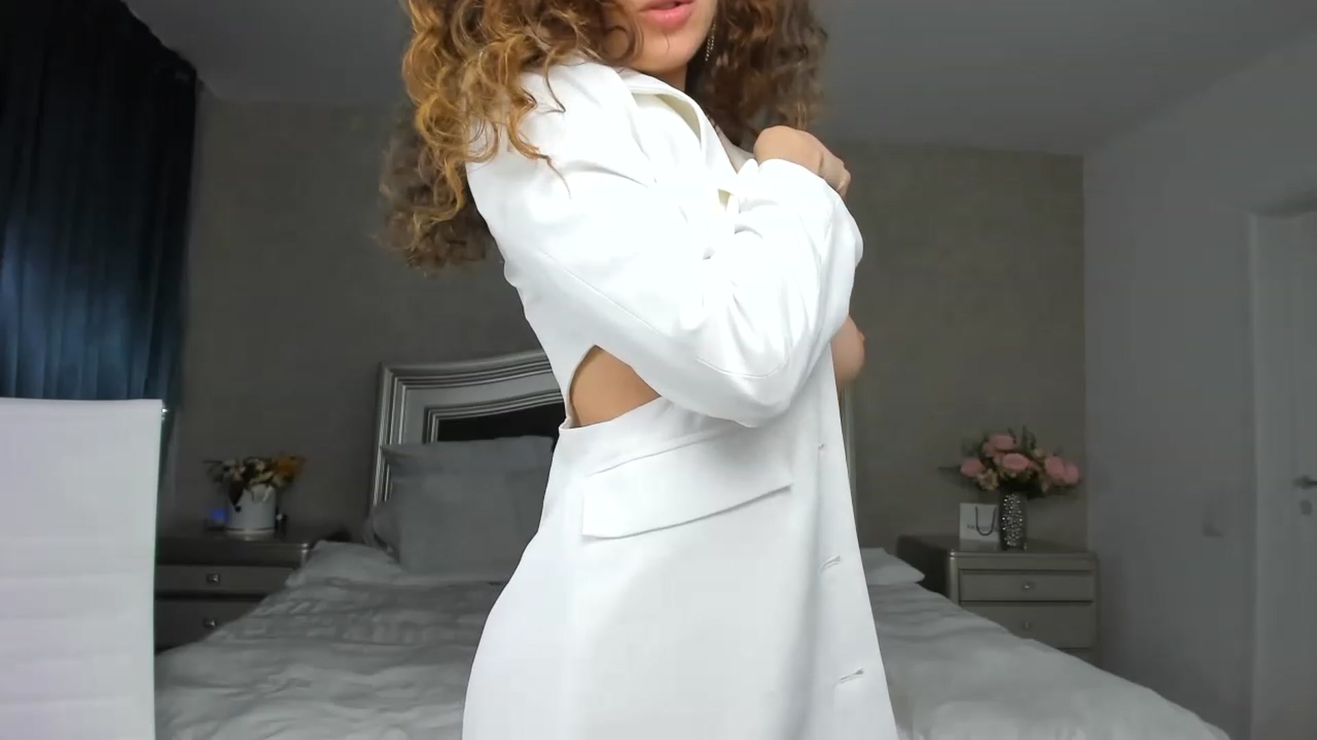 Gallery image thumbnail from DreamEvy's myfreecams stream on, 11/25/2022, 09:04 image 20 of 20