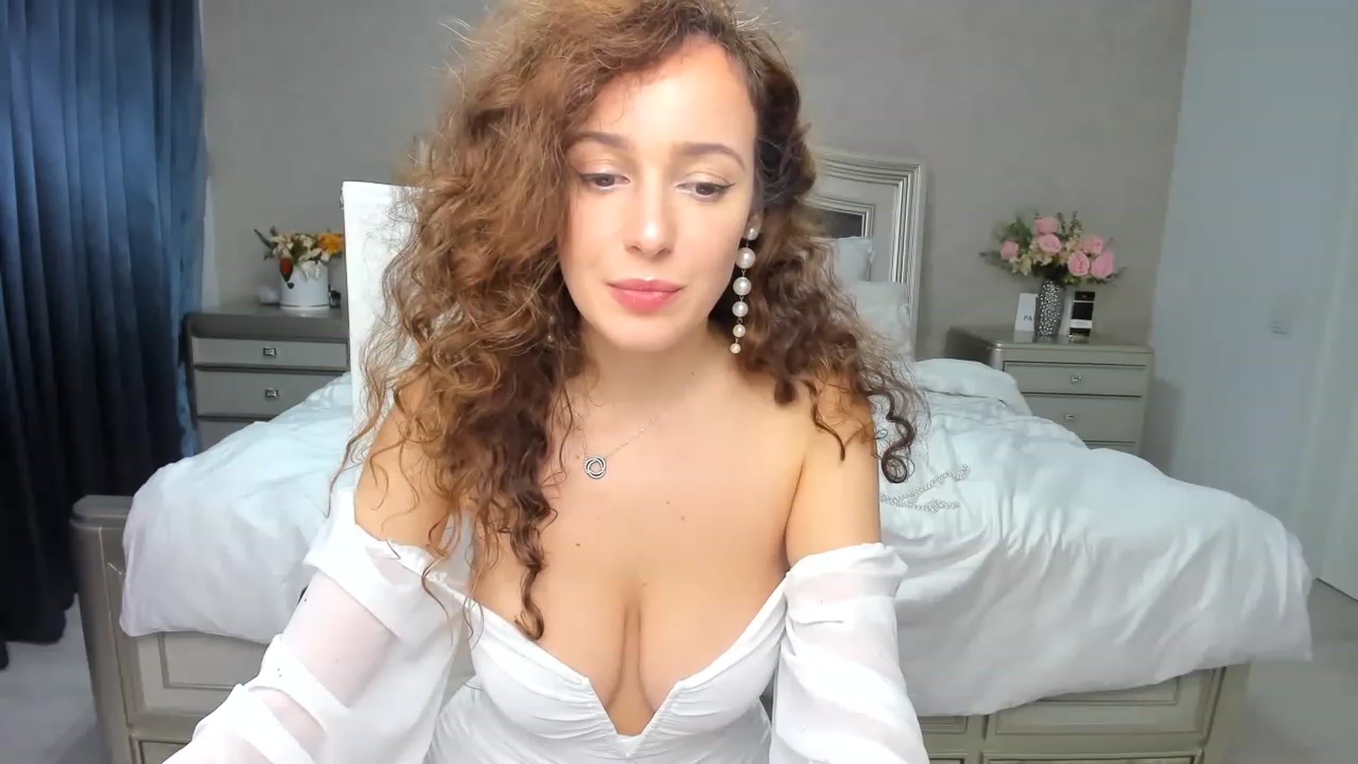 Gallery image thumbnail from DreamEvy's myfreecams stream on, 12/03/2022, 13:32 image 18 of 20