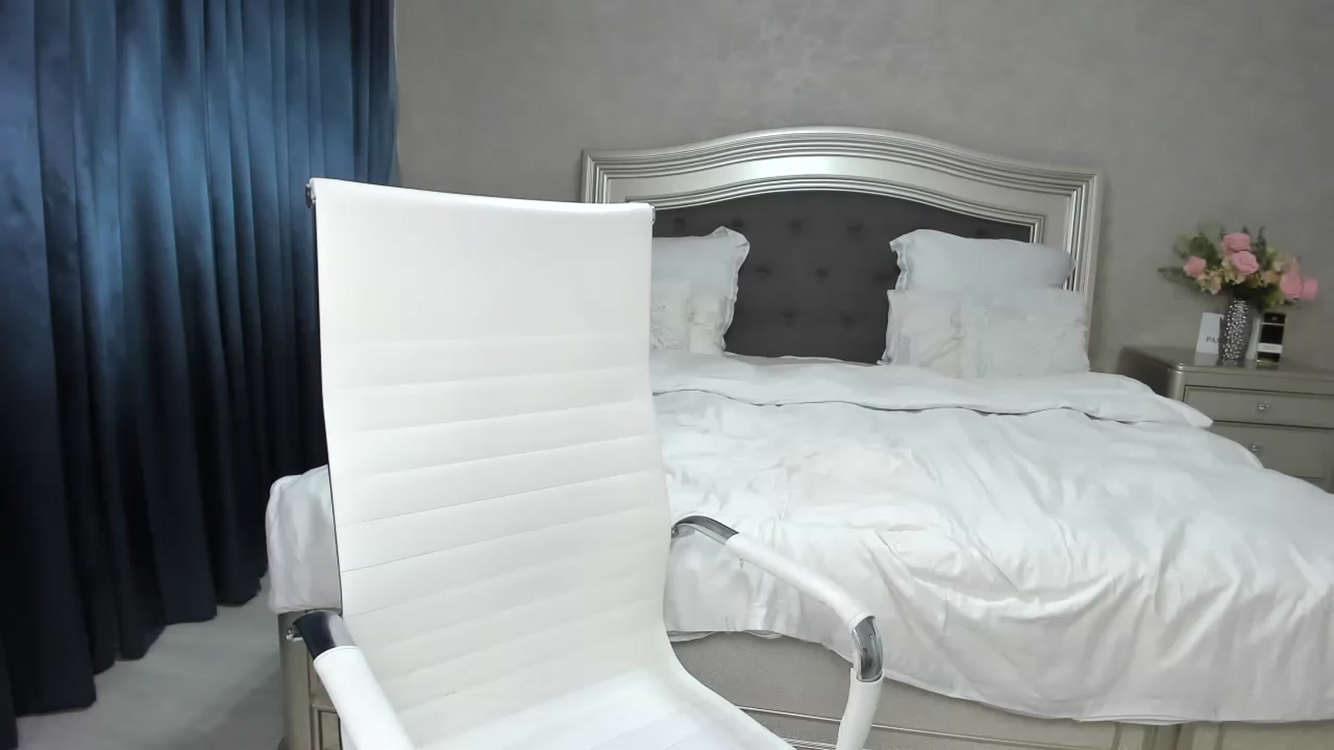 Gallery image thumbnail from DreamEvy's myfreecams stream on, 12/07/2022, 10:15 image 18 of 20