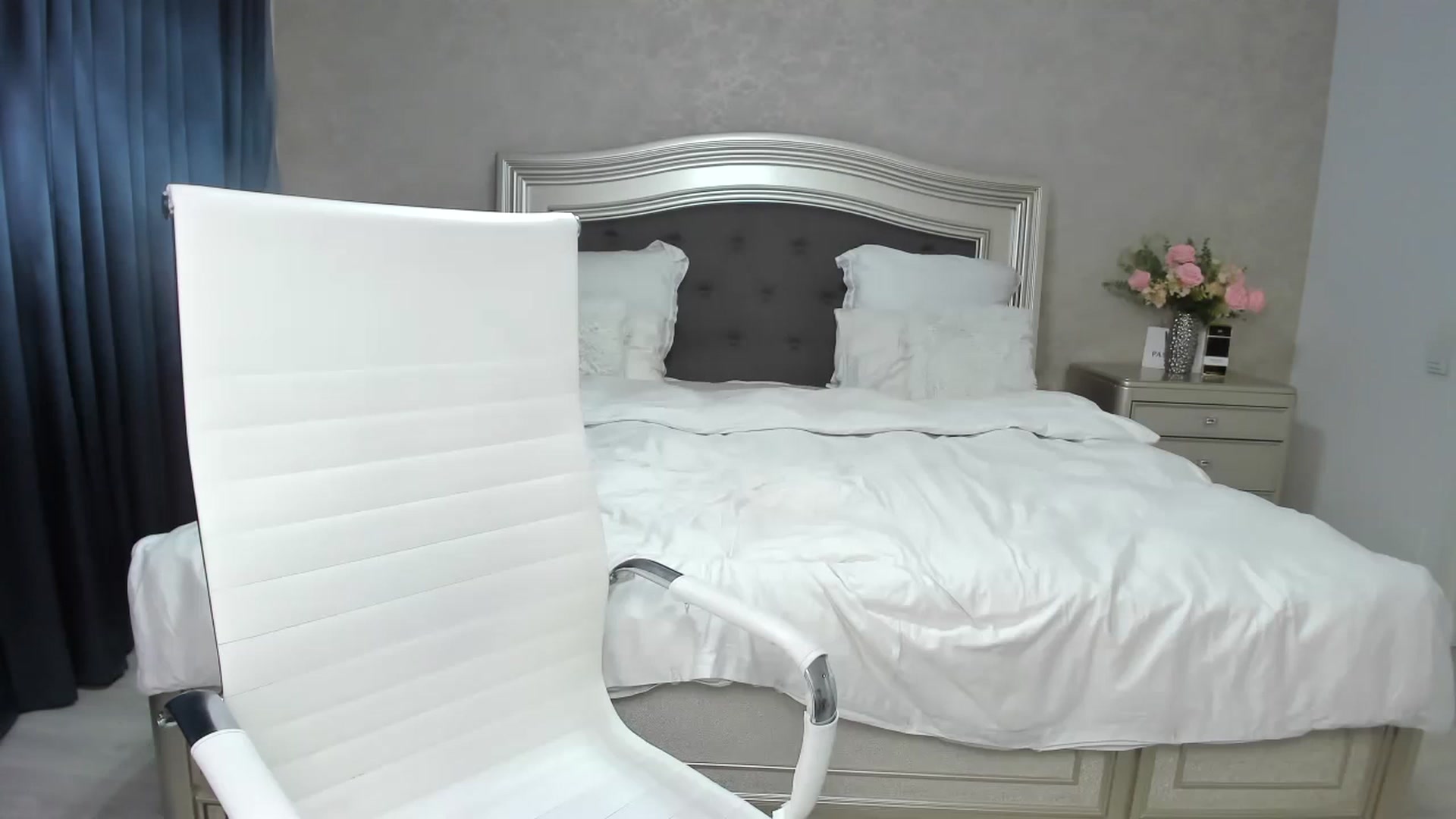 Gallery image thumbnail from DreamEvy's myfreecams stream on, 12/07/2022, 10:15 image 17 of 20