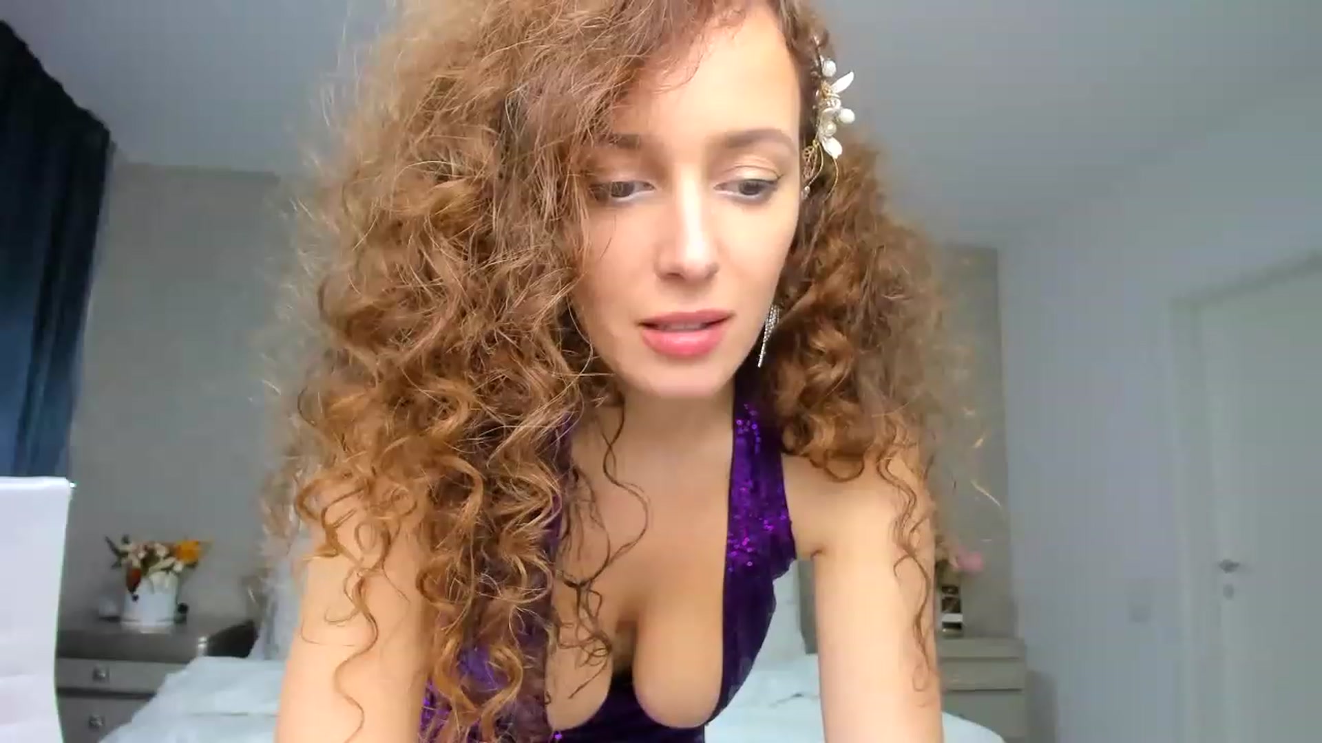 Gallery image thumbnail from DreamEvy's myfreecams stream on, 12/07/2022, 13:38 image 13 of 20