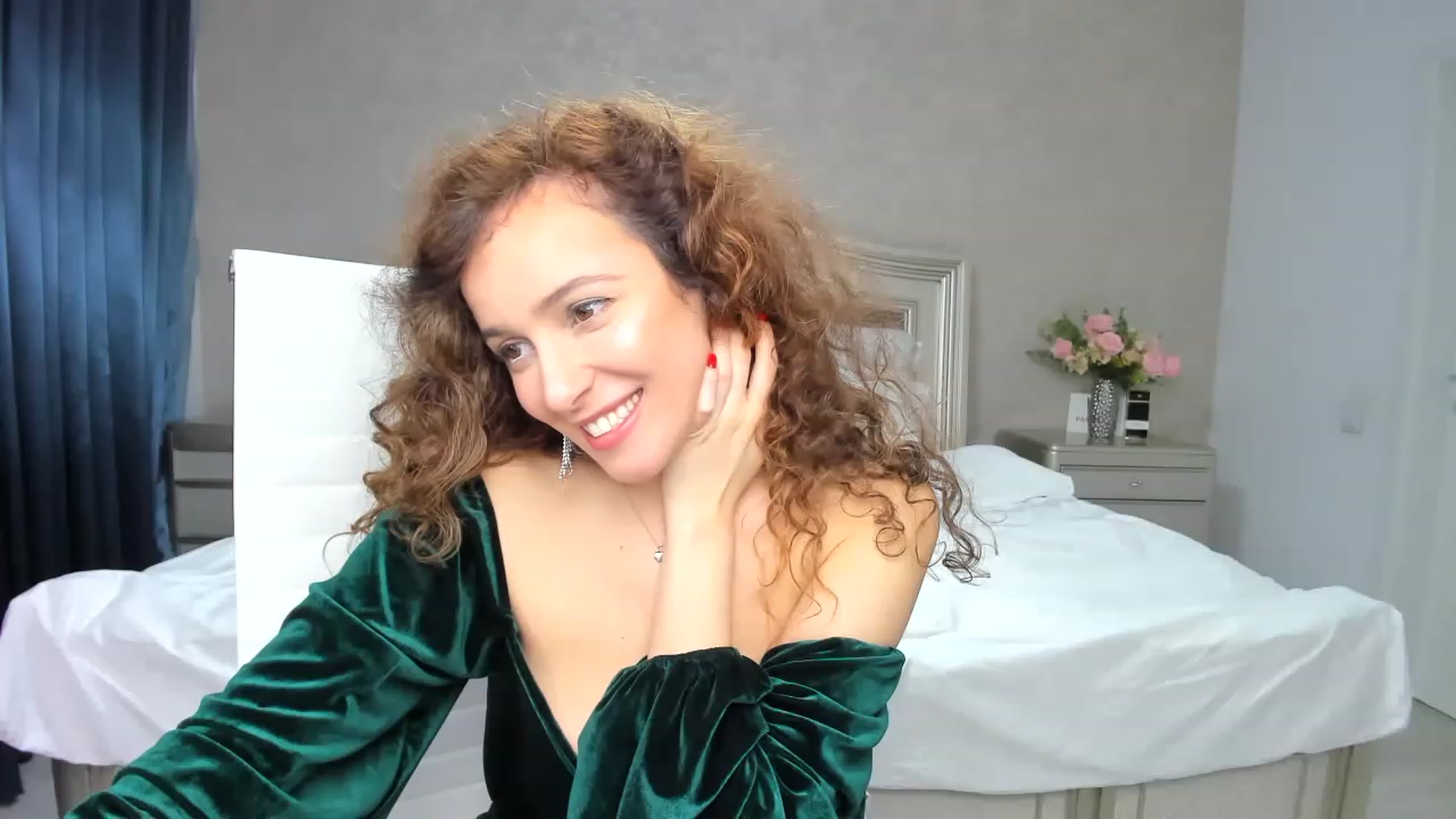 Gallery image thumbnail from DreamEvy's myfreecams stream on, 12/10/2022, 09:59 image 11 of 20