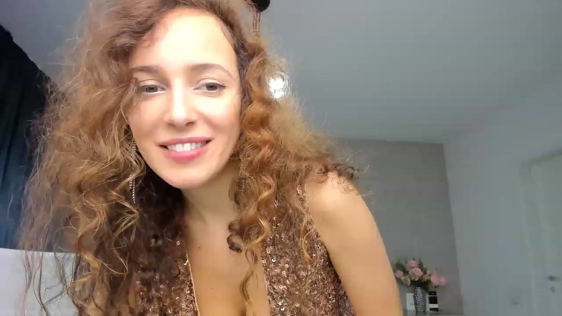 Gallery image thumbnail from DreamEvy's myfreecams stream on, 12/11/2022, 09:30 image 14 of 20