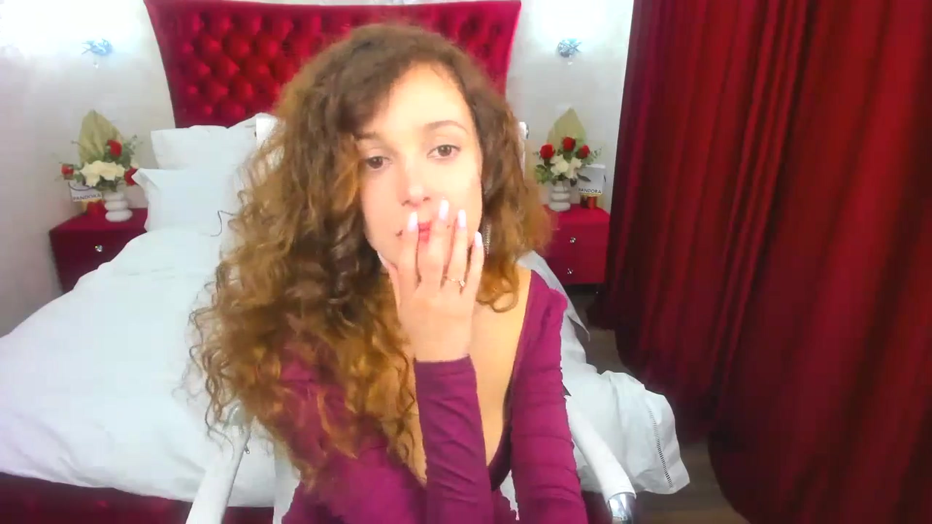 Gallery image thumbnail from DreamEvy's myfreecams stream on, 10/07/2023, 13:18 image 14 of 20