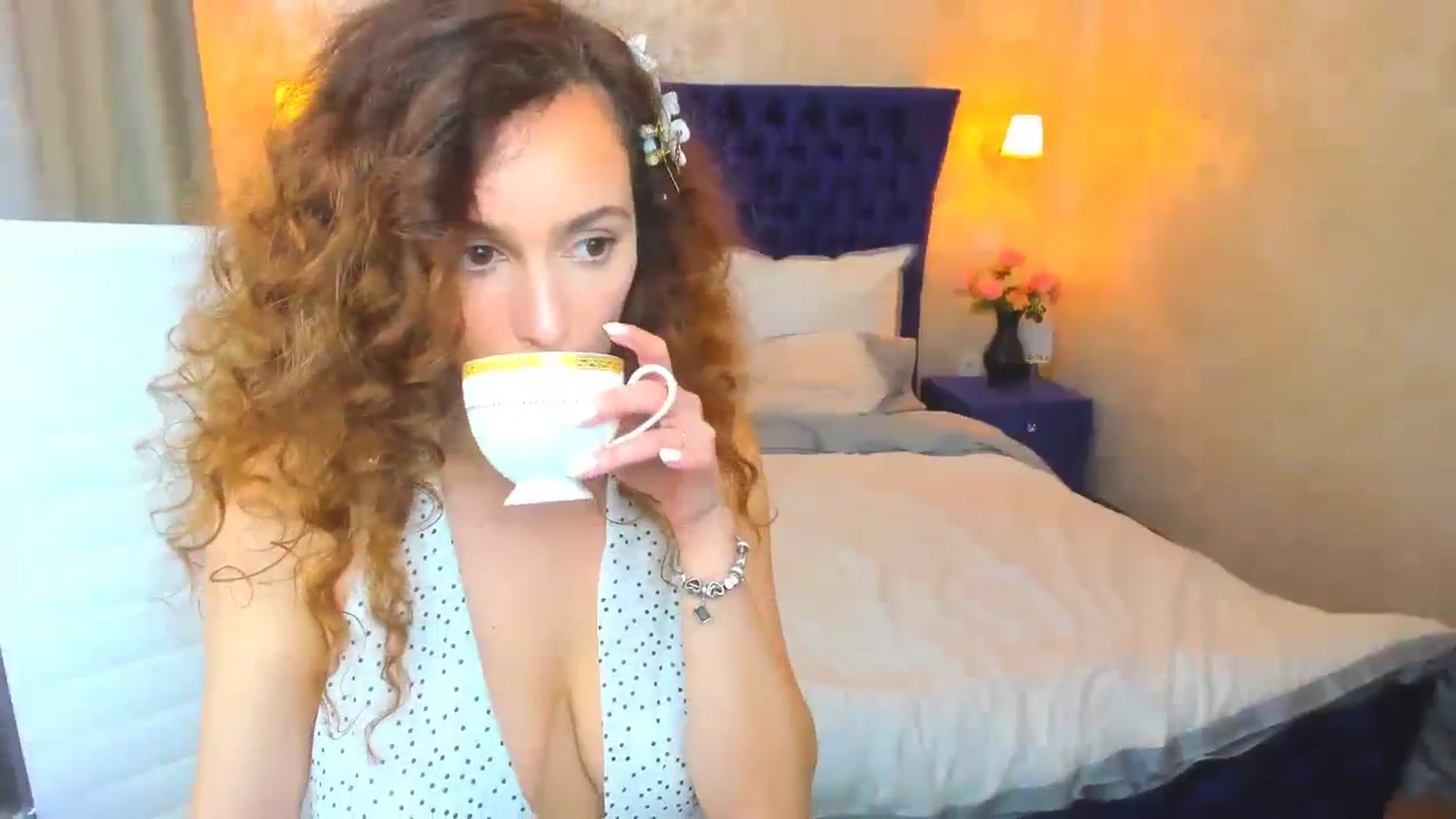 Gallery image thumbnail from DreamEvy's myfreecams stream on, 10/22/2023, 14:12 image 9 of 20