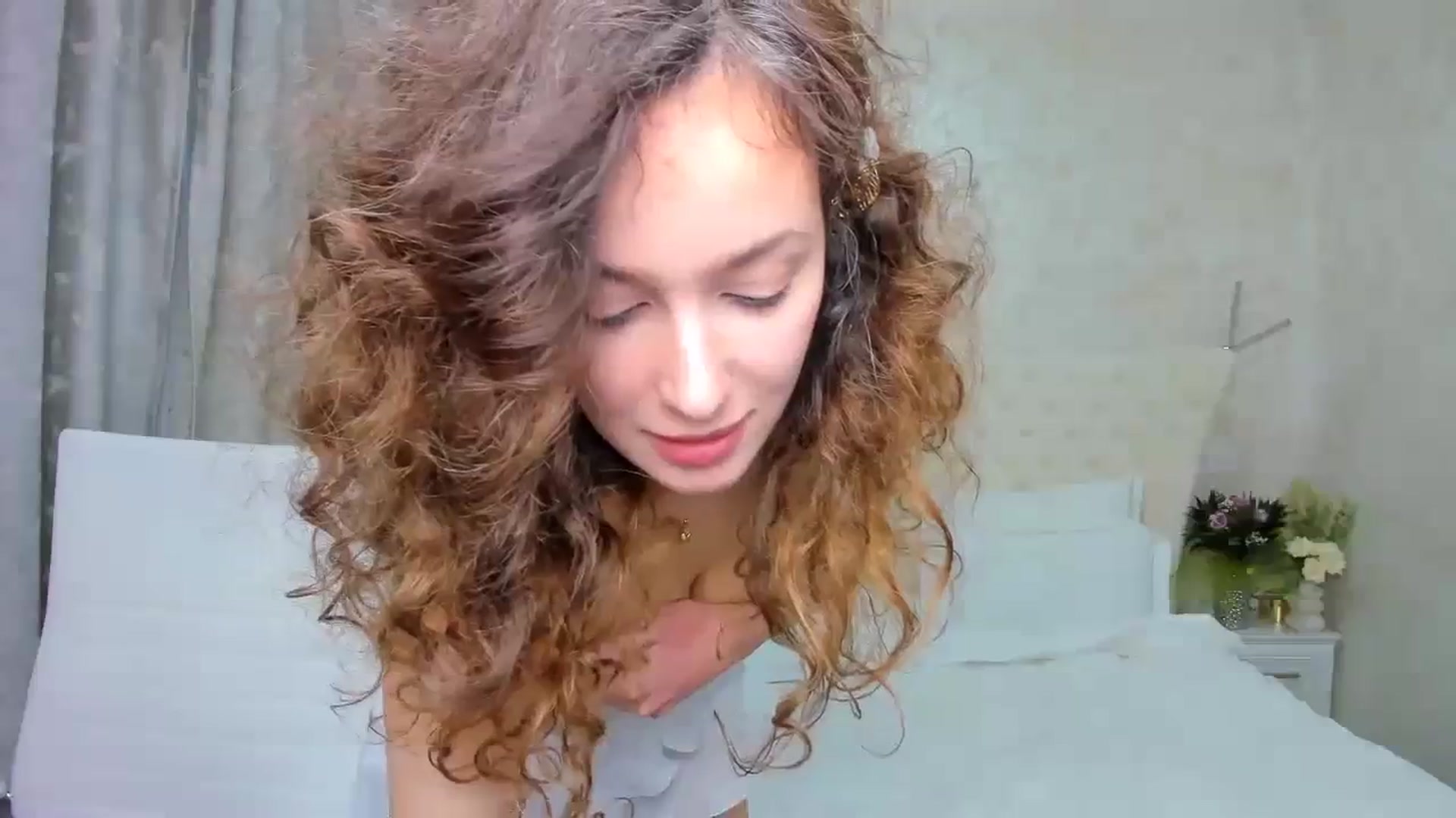 Gallery image thumbnail from DreamEvy's myfreecams stream on, 12/09/2023, 14:32 image 13 of 20