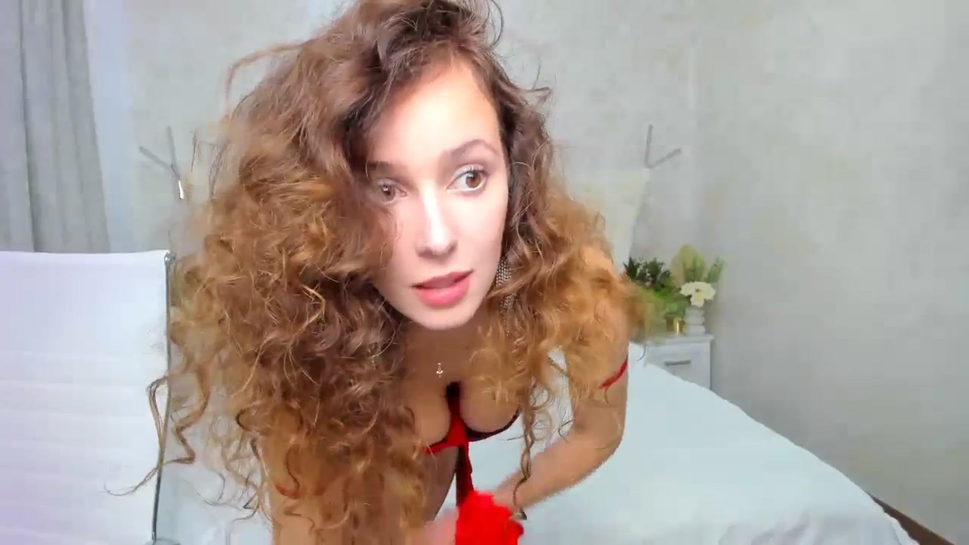 Gallery image thumbnail from DreamEvy's myfreecams stream on, 12/14/2023, 16:14 image 15 of 20