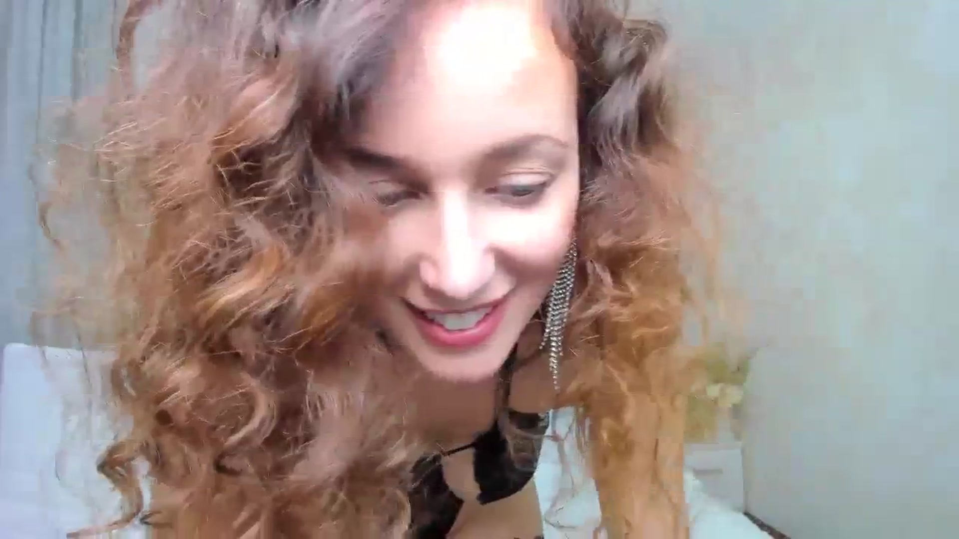 Gallery image thumbnail from DreamEvy's myfreecams stream on, 12/15/2023, 16:13 image 12 of 20