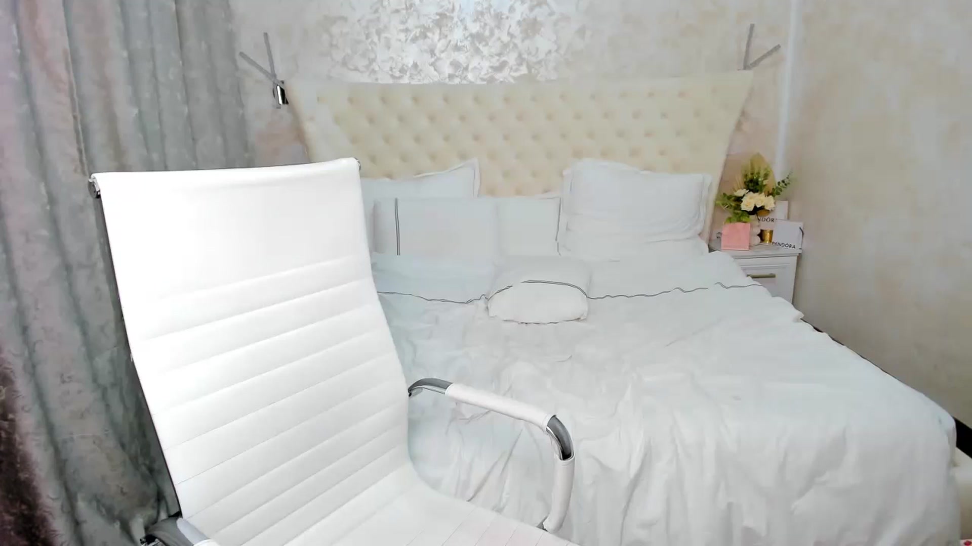 Gallery image thumbnail from DreamEvy's myfreecams stream on, 05/12/2024, 23:46 image 20 of 20