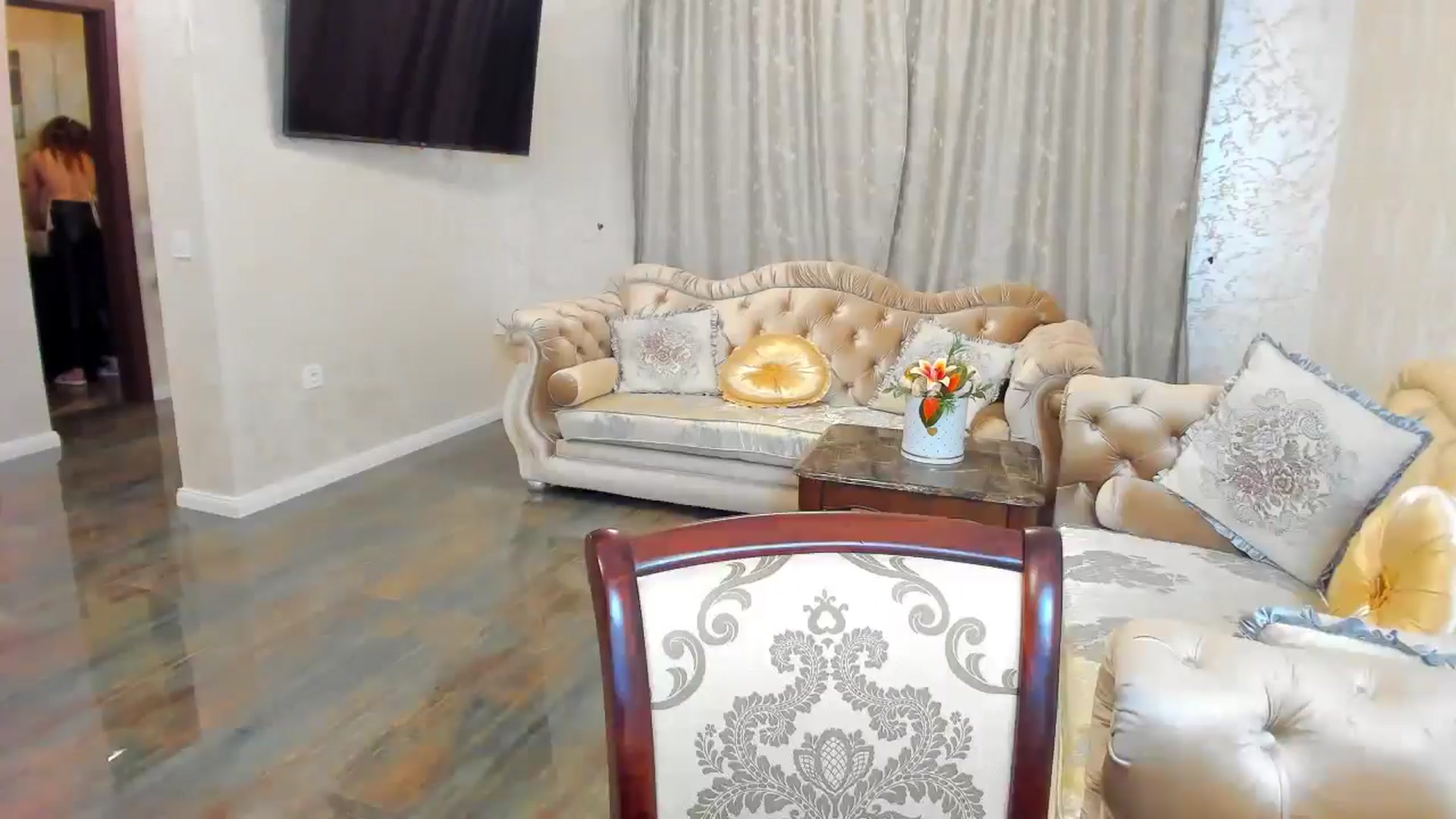 Gallery image thumbnail from DreamEvy's myfreecams stream on, 06/10/2024, 24:23 image 4 of 20