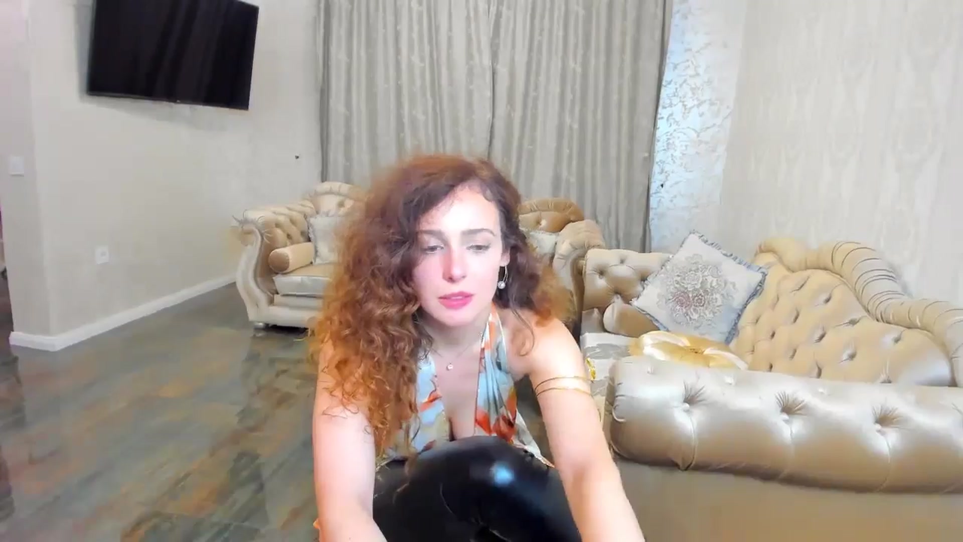 Gallery image thumbnail from DreamEvy's myfreecams stream on, 06/10/2024, 01:05 image 10 of 20