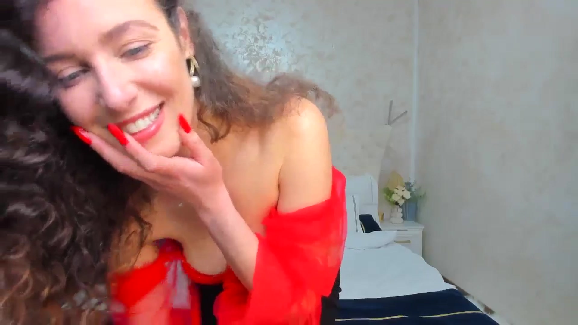 Gallery image thumbnail from DreamEvy's myfreecams stream on, 03/29/2025, 22:15 image 16 of 20