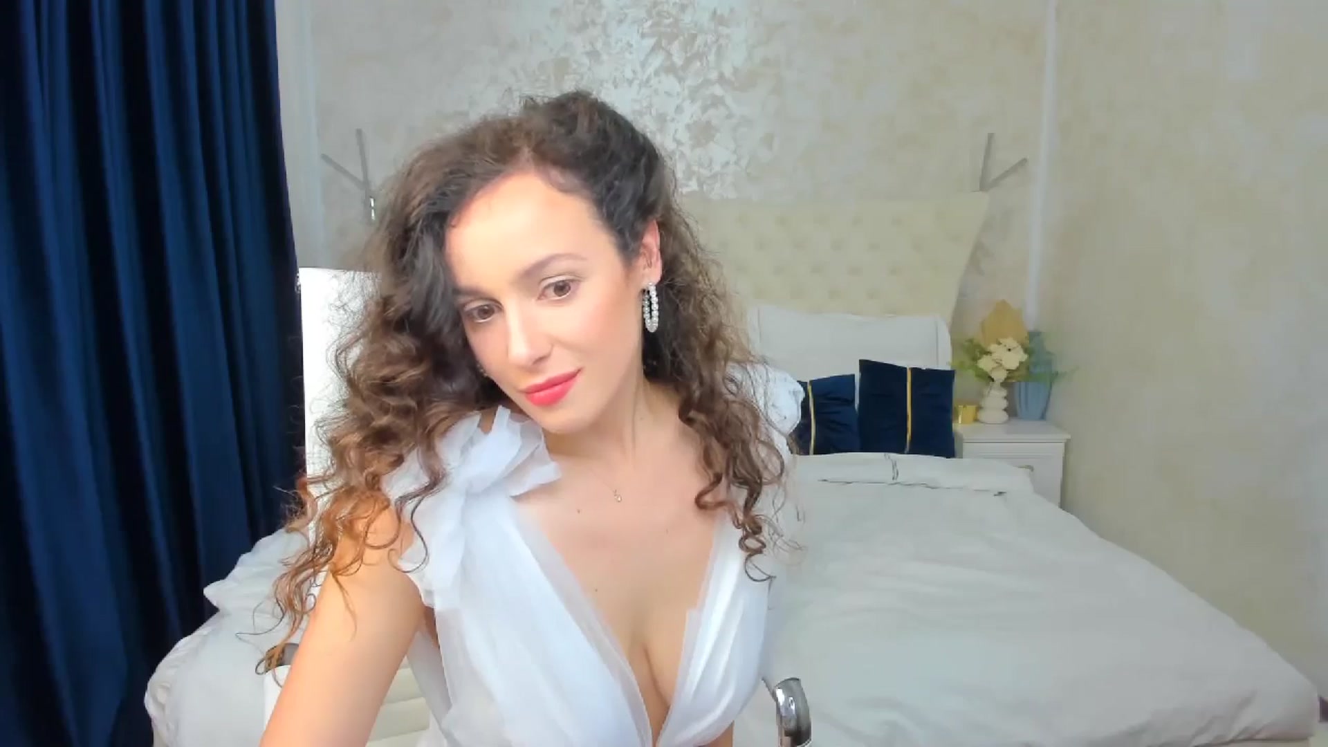 Gallery image thumbnail from DreamEvy's myfreecams stream on, 04/29/2025, 22:56 image 20 of 20
