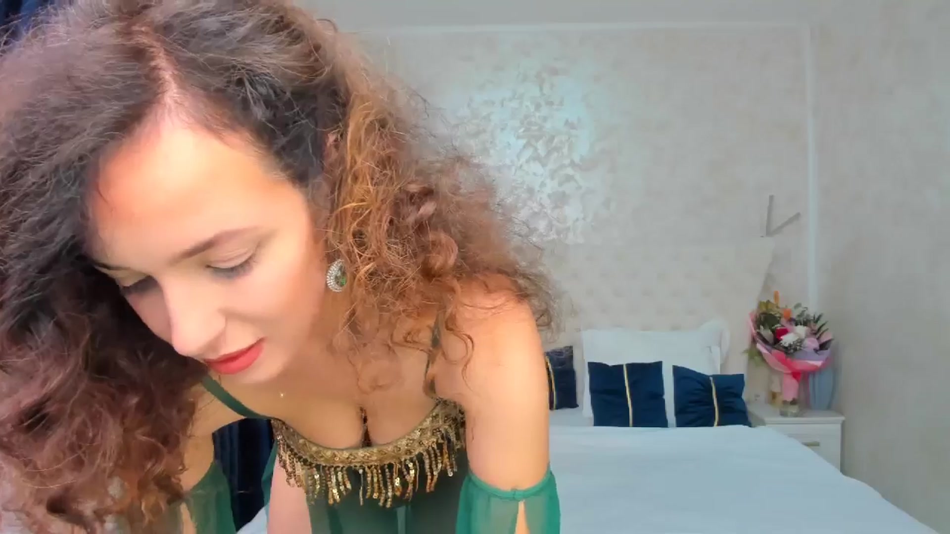 Gallery image thumbnail from DreamEvy's myfreecams stream on, 06/26/2025, 24:06 image 2 of 20