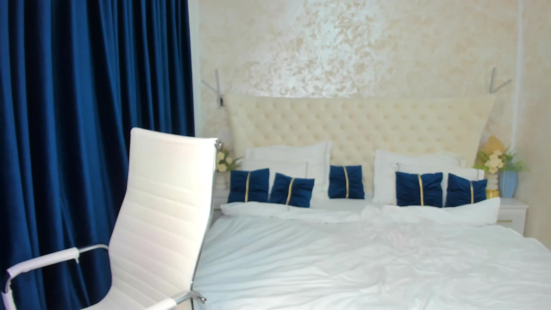 Gallery image thumbnail from DreamEvy's myfreecams stream on, 07/11/2025, 24:03 image 4 of 20