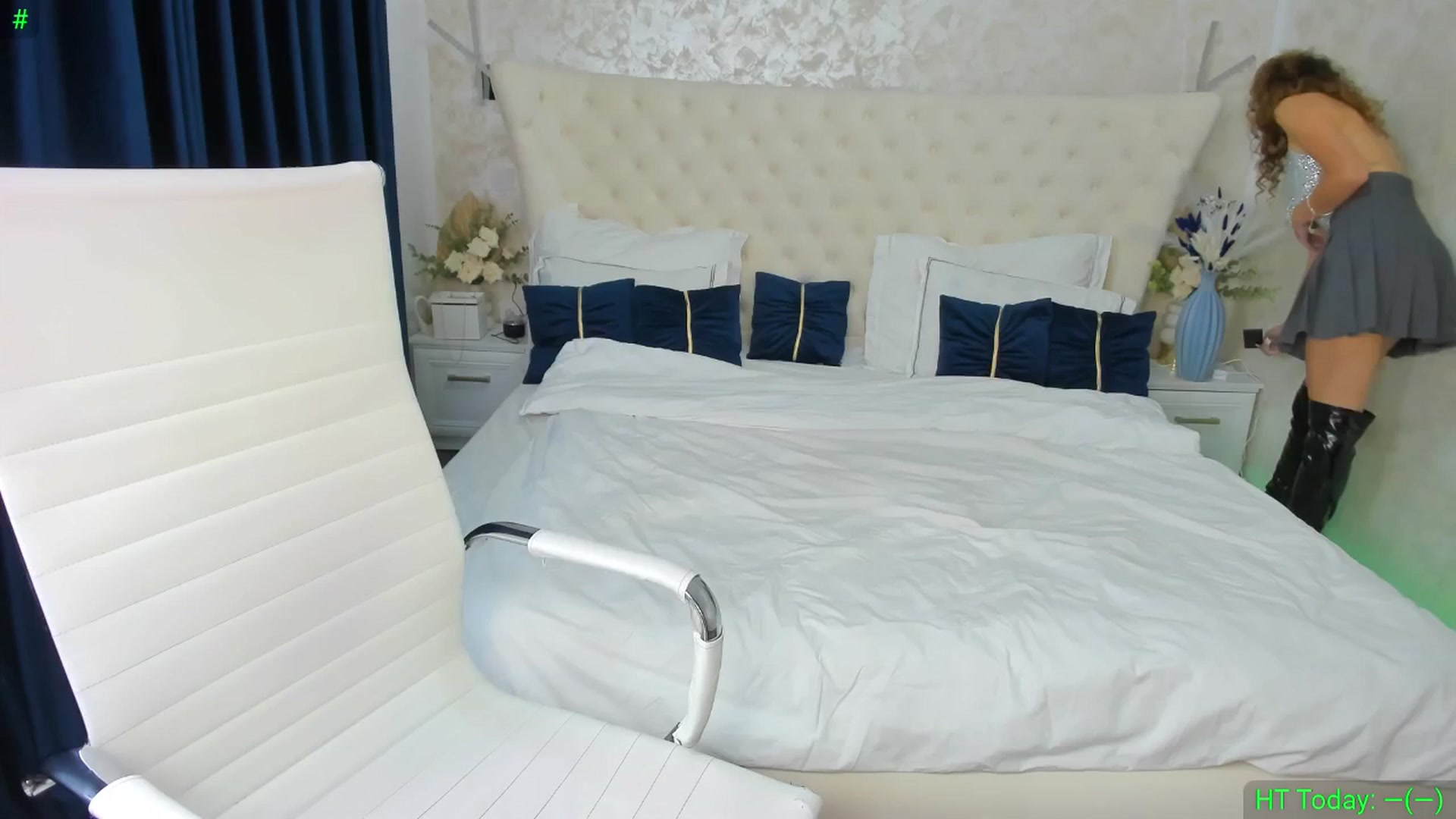 Gallery image thumbnail from DreamEvy's myfreecams stream on, 10/01/2025, 19:43 image 1 of 20