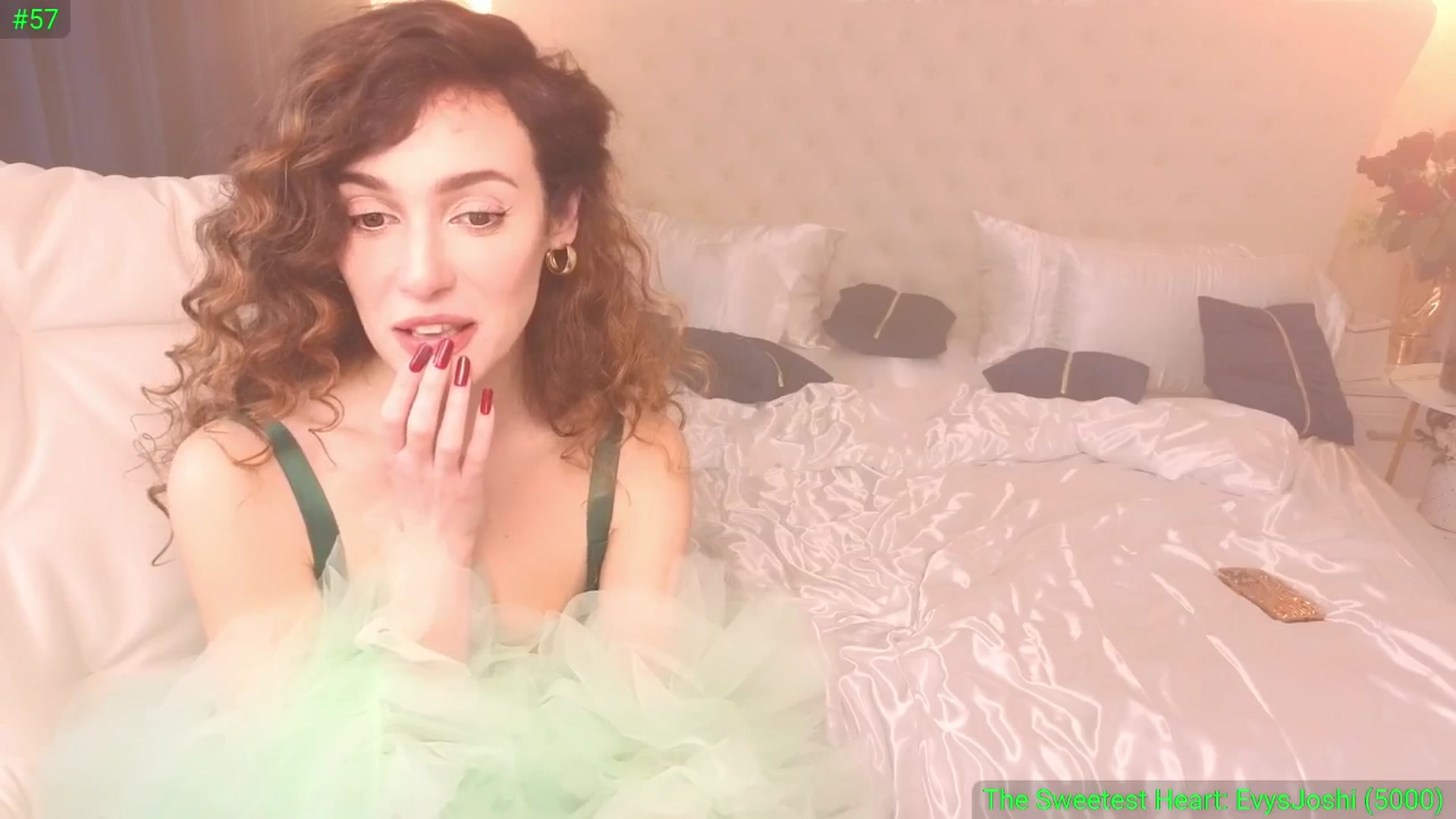 Gallery image thumbnail from DreamEvy's myfreecams stream on, 02/20/2026, 01:44 image 17 of 20