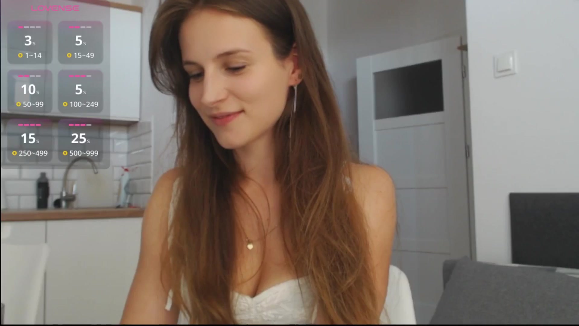 Gallery image thumbnail from Dream_Dalia's myfreecams stream on, 08/13/2025, 11:01 image 3 of 20
