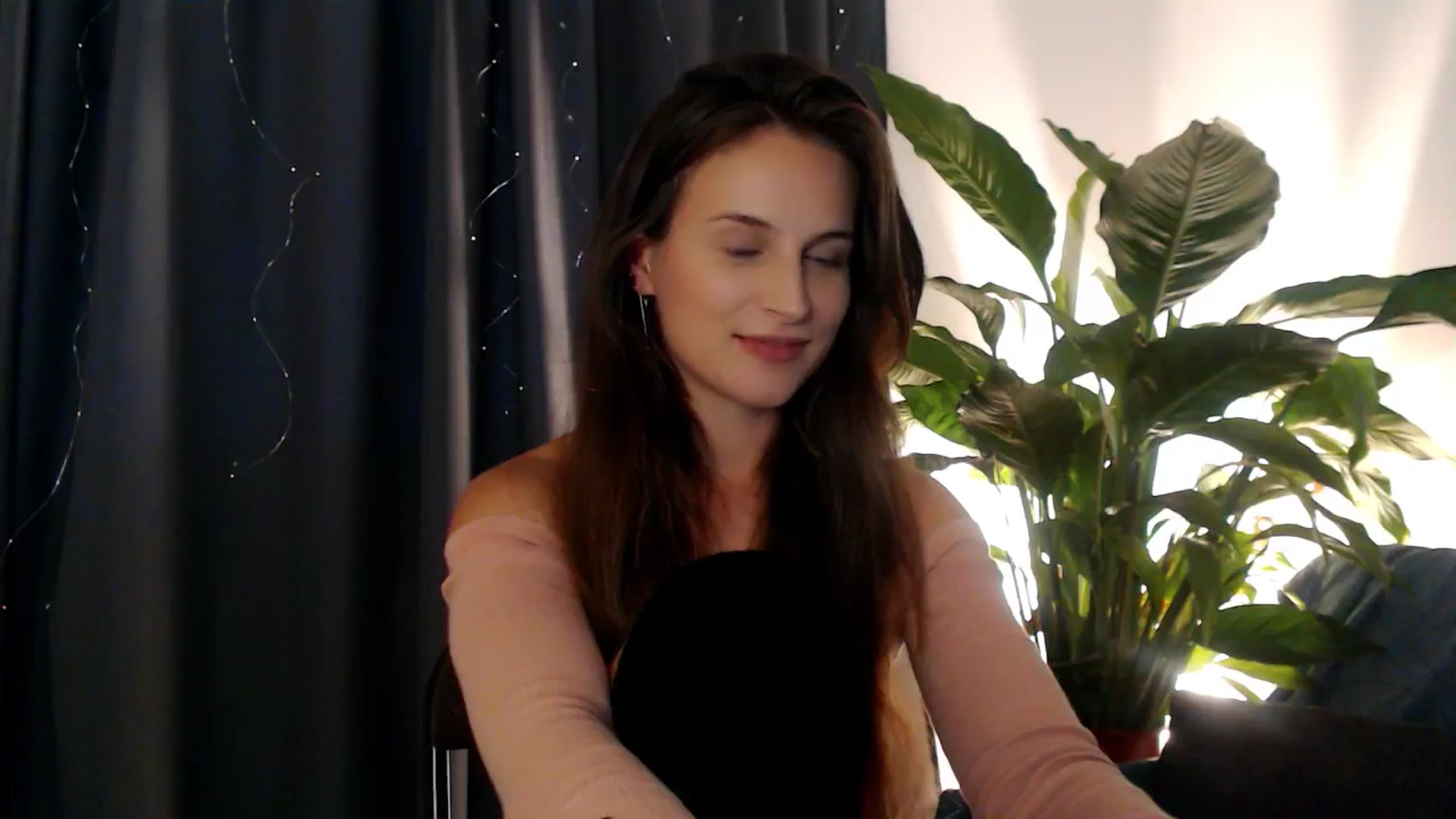 Gallery image thumbnail from Dream_Dalia's myfreecams stream on, 11/21/2025, 12:31 image 20 of 20