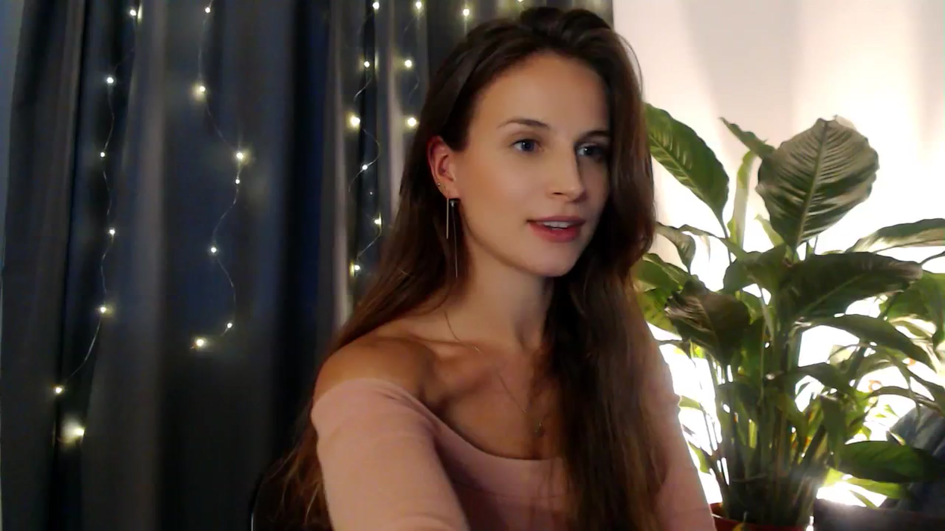 Gallery image thumbnail from Dream_Dalia's myfreecams stream on, 11/21/2025, 12:31 image 14 of 20