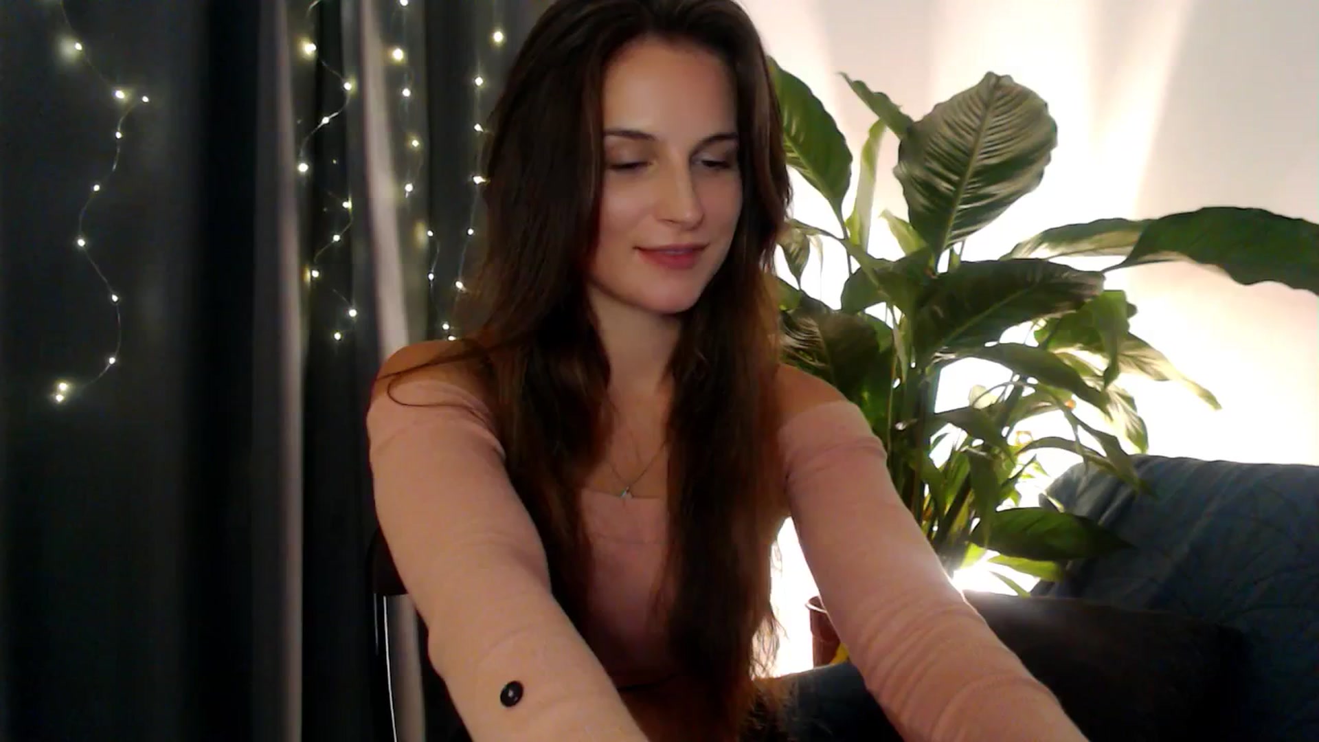 Gallery image thumbnail from Dream_Dalia's myfreecams stream on, 11/21/2025, 14:06 image 15 of 20
