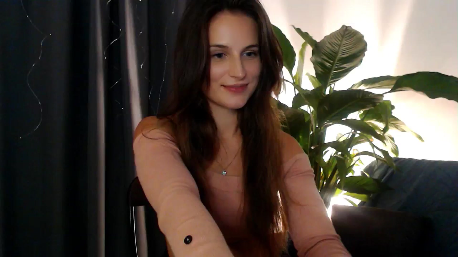 Gallery image thumbnail from Dream_Dalia's myfreecams stream on, 11/21/2025, 14:06 image 14 of 20
