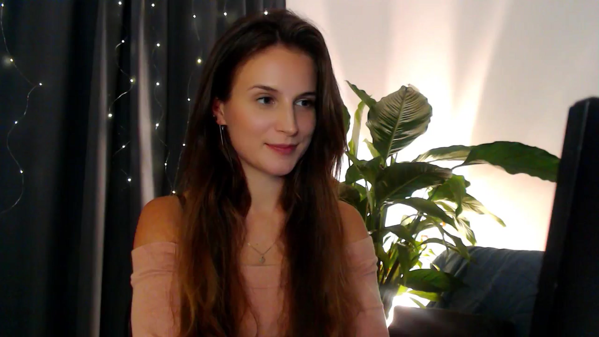 Gallery image thumbnail from Dream_Dalia's myfreecams stream on, 11/21/2025, 14:06 image 16 of 20