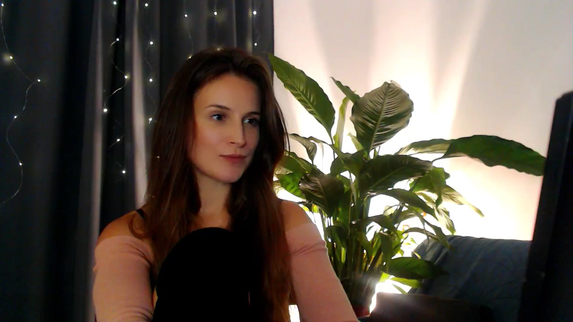 Gallery image thumbnail from Dream_Dalia's myfreecams stream on, 11/21/2025, 14:06 image 19 of 20