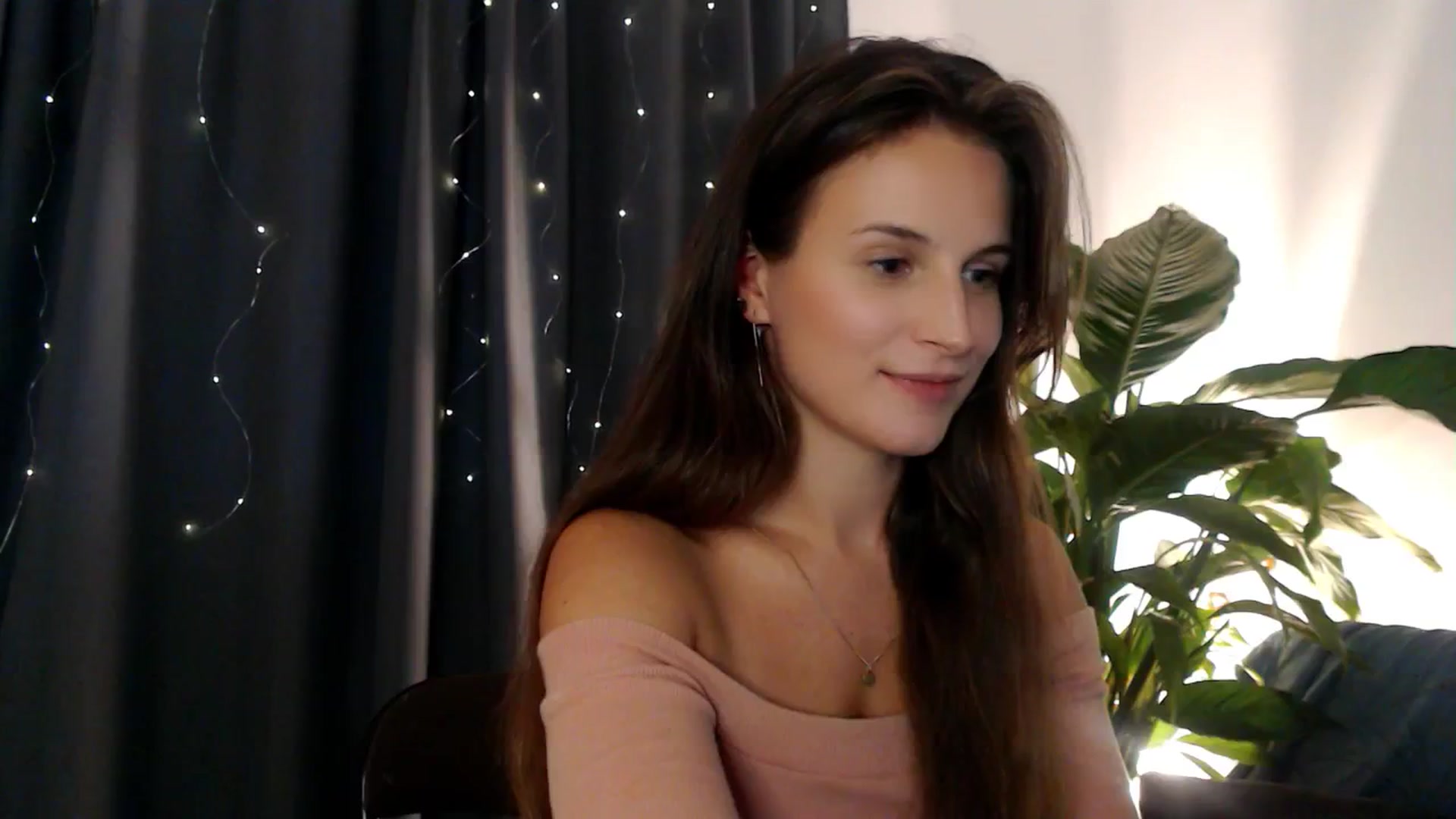 Gallery image thumbnail from Dream_Dalia's myfreecams stream on, 11/21/2025, 14:06 image 1 of 20