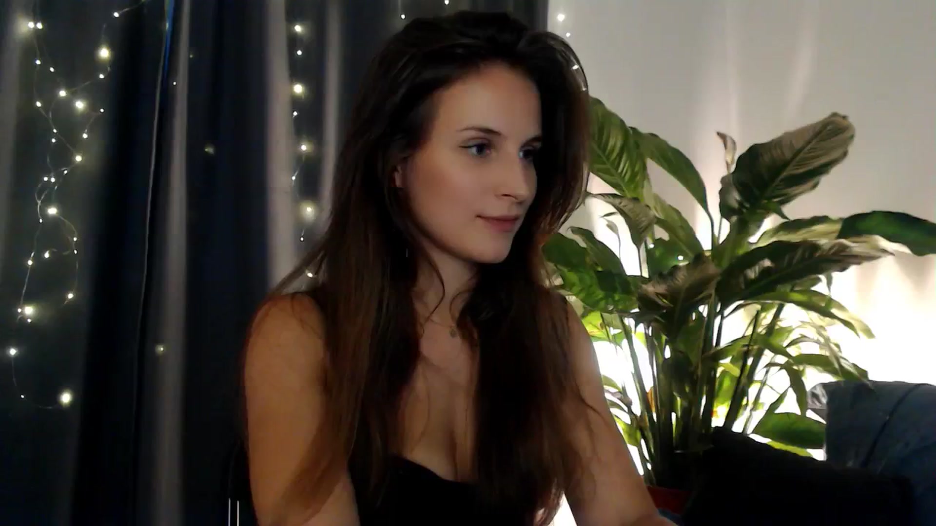 Gallery image thumbnail from Dream_Dalia's myfreecams stream on, 11/28/2025, 13:01 image 16 of 20