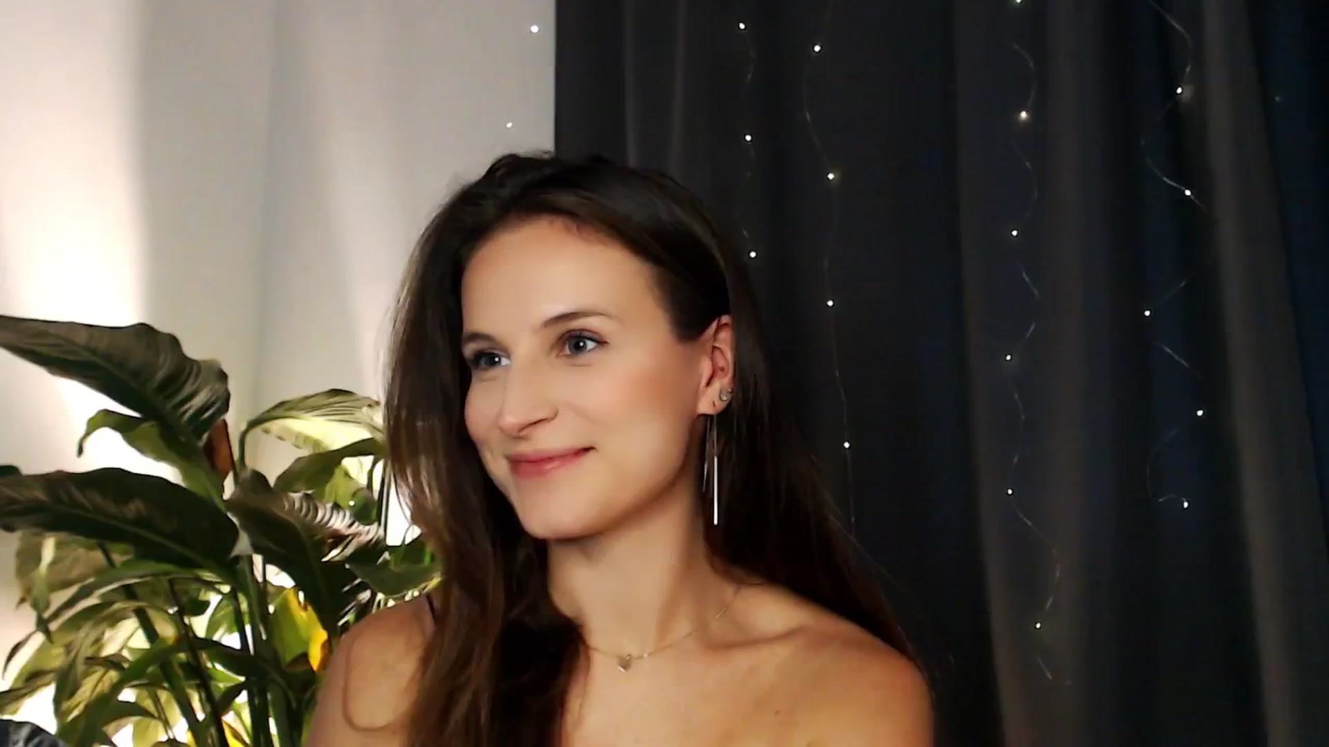 Gallery image thumbnail from Dream_Dalia's myfreecams stream on, 12/19/2025, 12:50 image 12 of 20