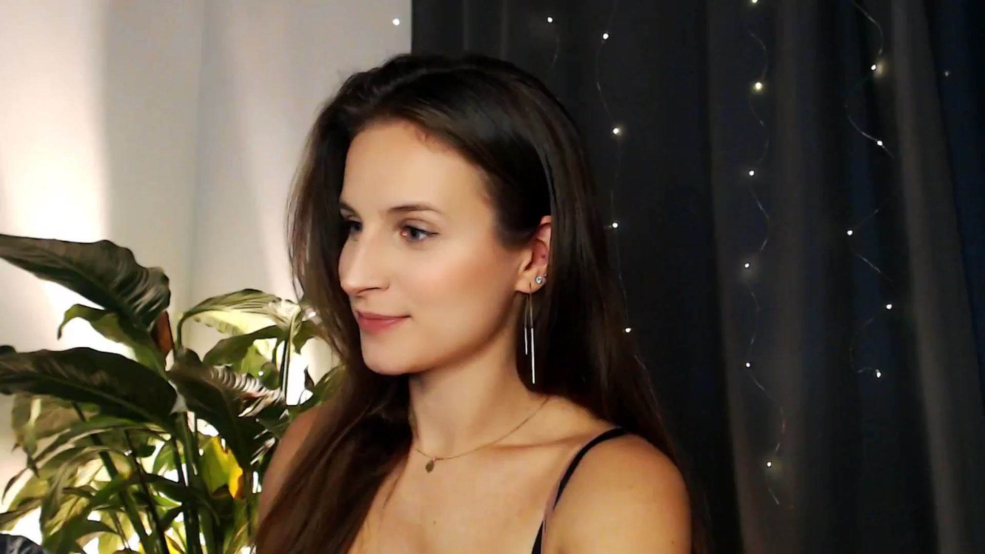 Gallery image thumbnail from Dream_Dalia's myfreecams stream on, 12/19/2025, 12:50 image 6 of 20