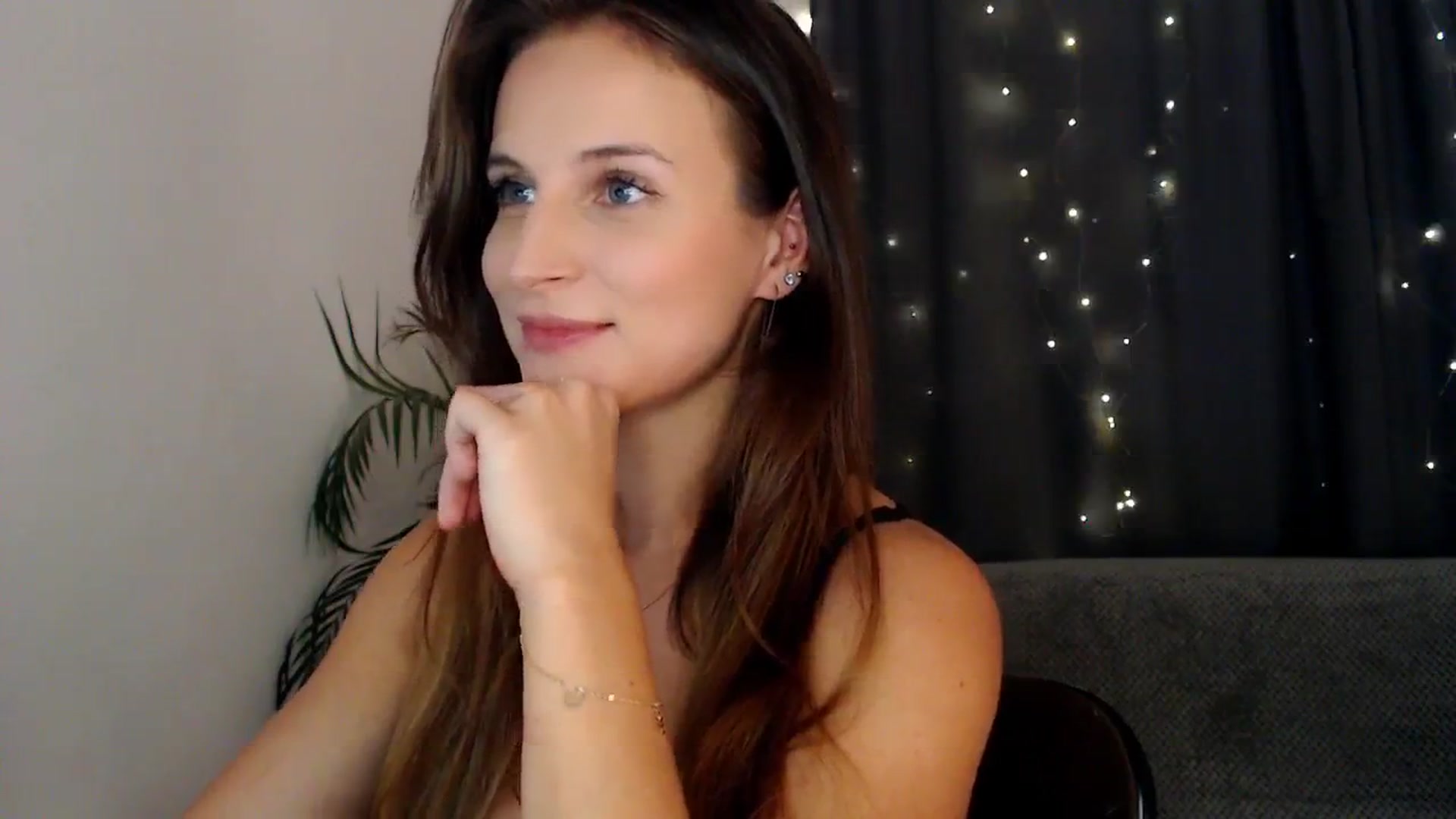 Gallery image thumbnail from Dream_Dalia's myfreecams stream on, 01/22/2026, 14:00 image 18 of 20