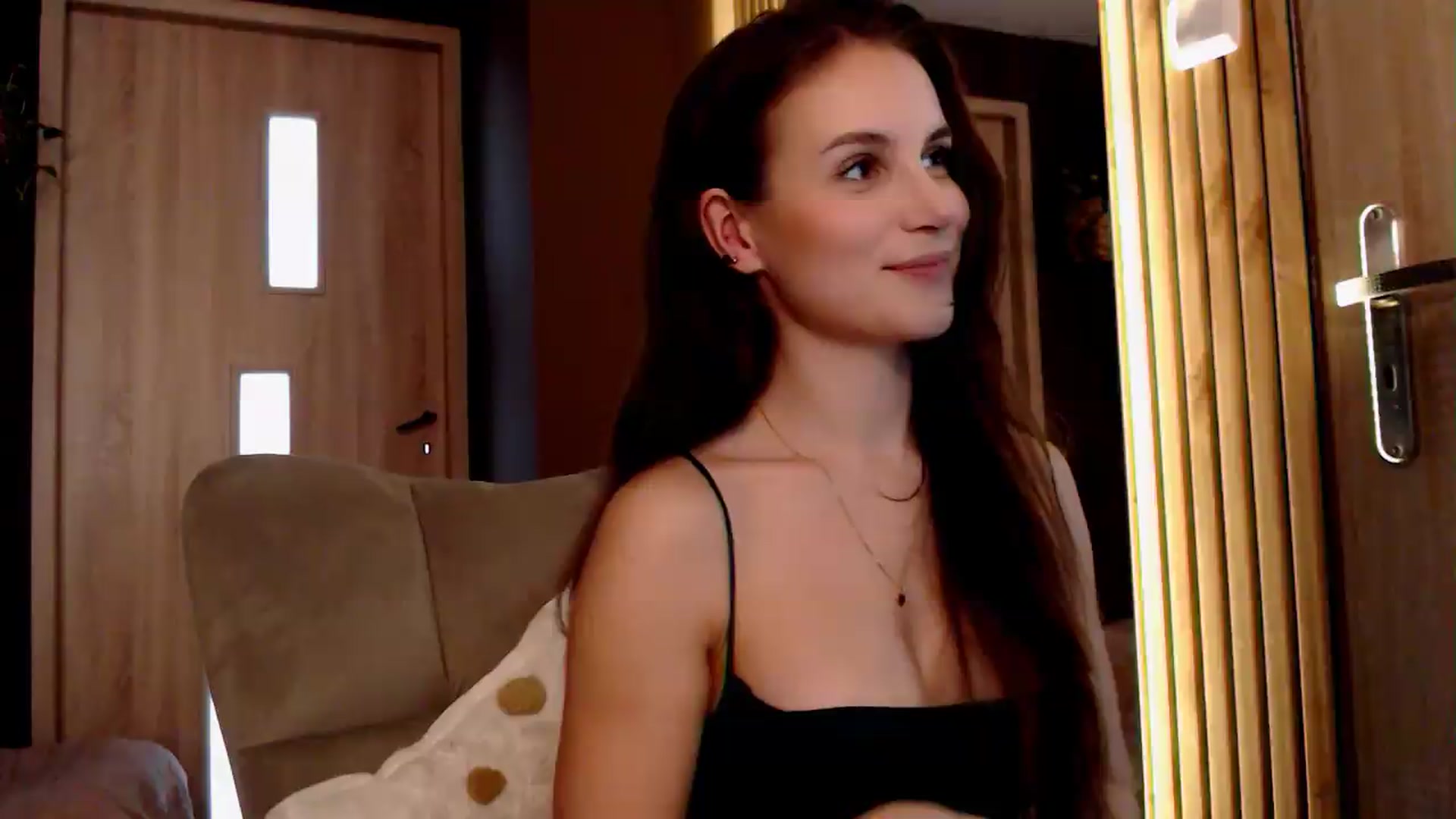 Gallery image thumbnail from Dream_Dalia's myfreecams stream on, 05/18/2026, 12:42 image 8 of 20