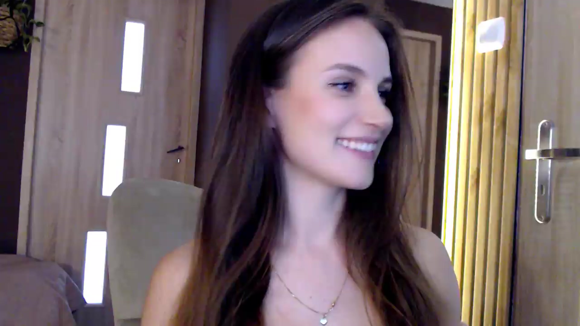 Gallery image thumbnail from Dream_Dalia's myfreecams stream on, 05/20/2026, 13:26 image 13 of 20