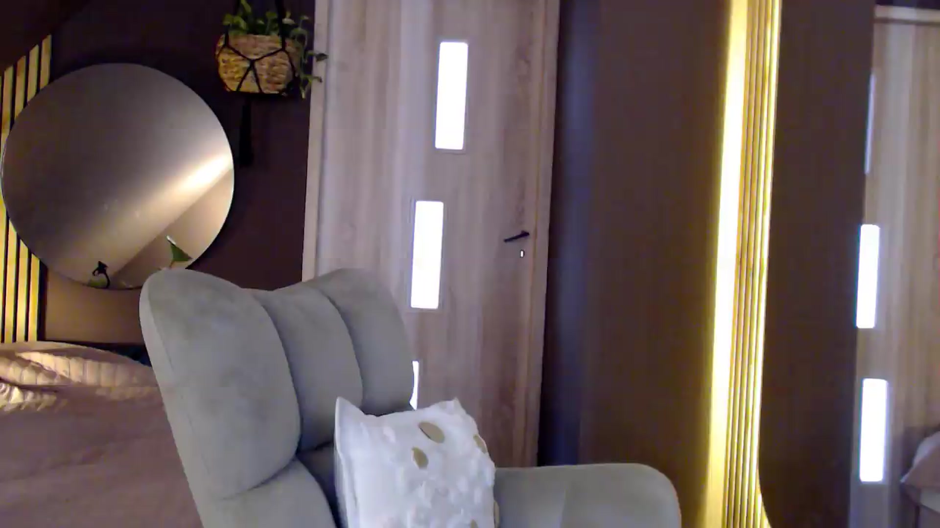 Gallery image thumbnail from Dream_Dalia's myfreecams stream on, 05/20/2026, 13:26 image 7 of 20