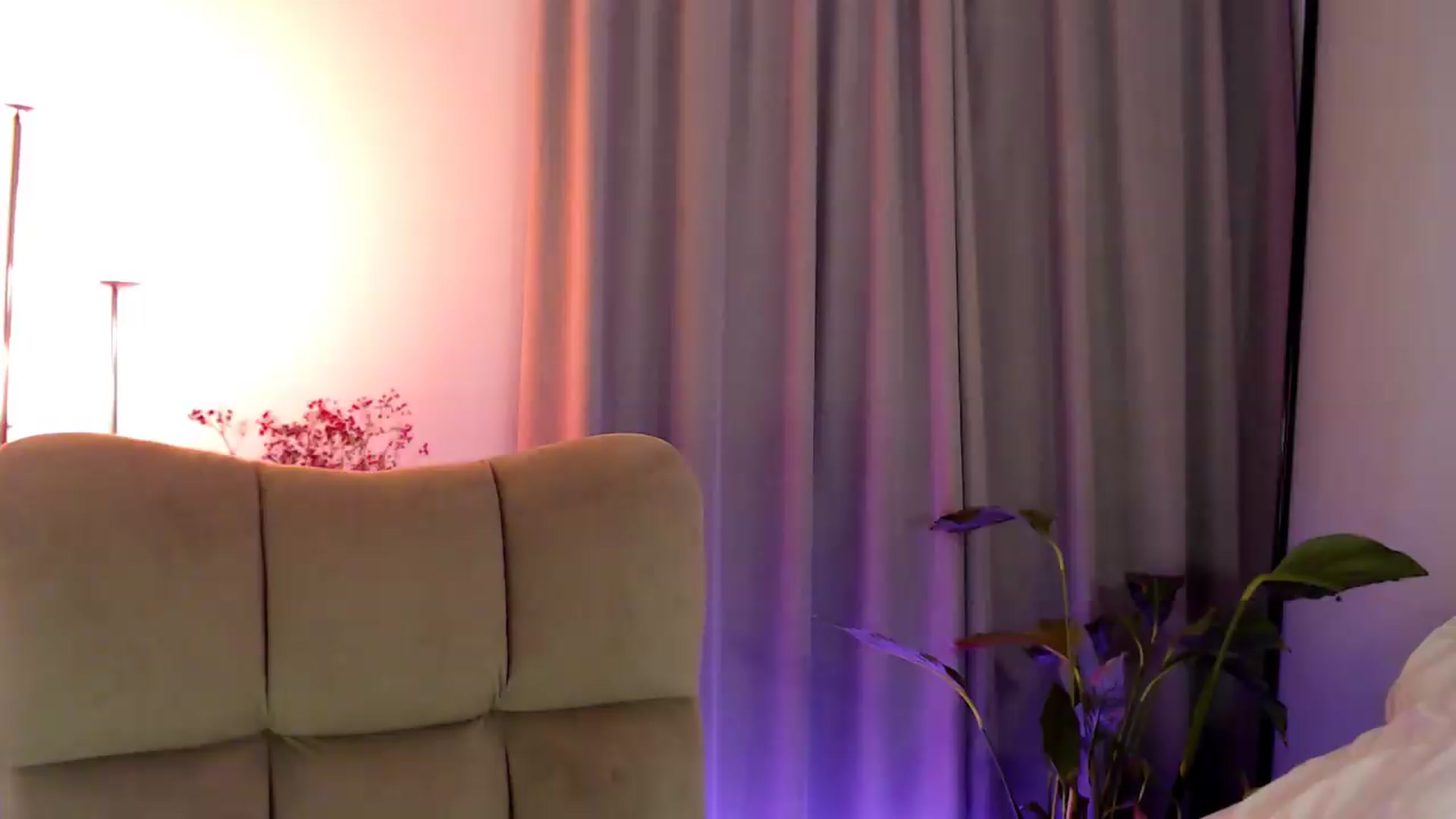 Gallery image thumbnail from Dream_Dalia's myfreecams stream on, 09/06/2026, 20:33 image 10 of 20