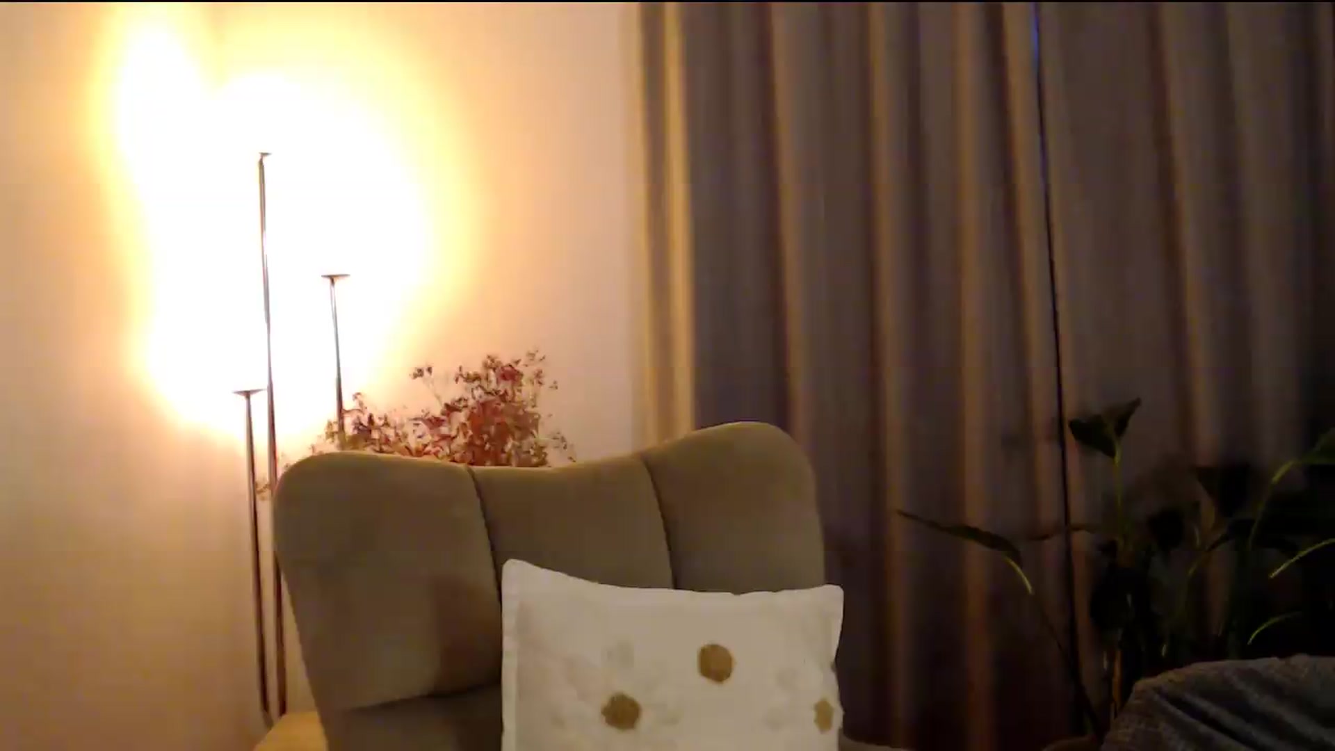 Gallery image thumbnail from Dream_Dalia's myfreecams stream on, 09/10/2026, 12:17 image 8 of 20
