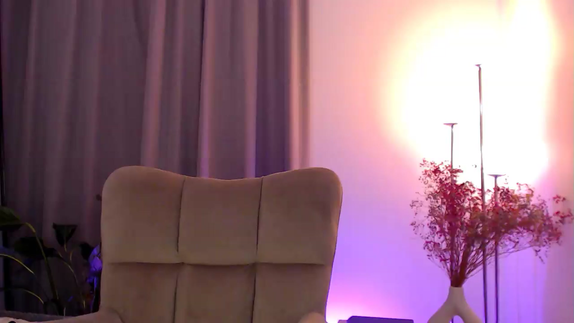 Gallery image thumbnail from Dream_Dalia's myfreecams stream on, 09/13/2026, 20:32 image 4 of 20