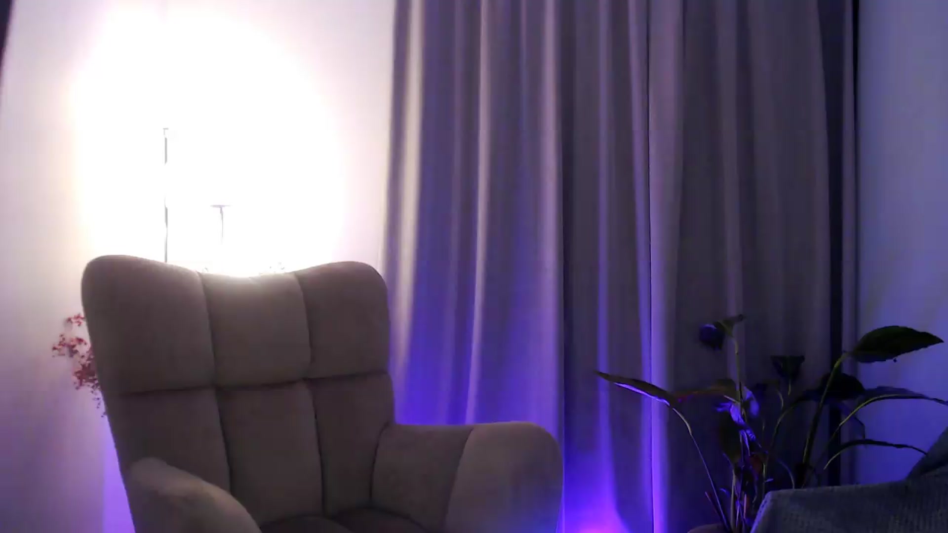 Gallery image thumbnail from Dream_Dalia's myfreecams stream on, 09/23/2026, 20:10 image 14 of 20