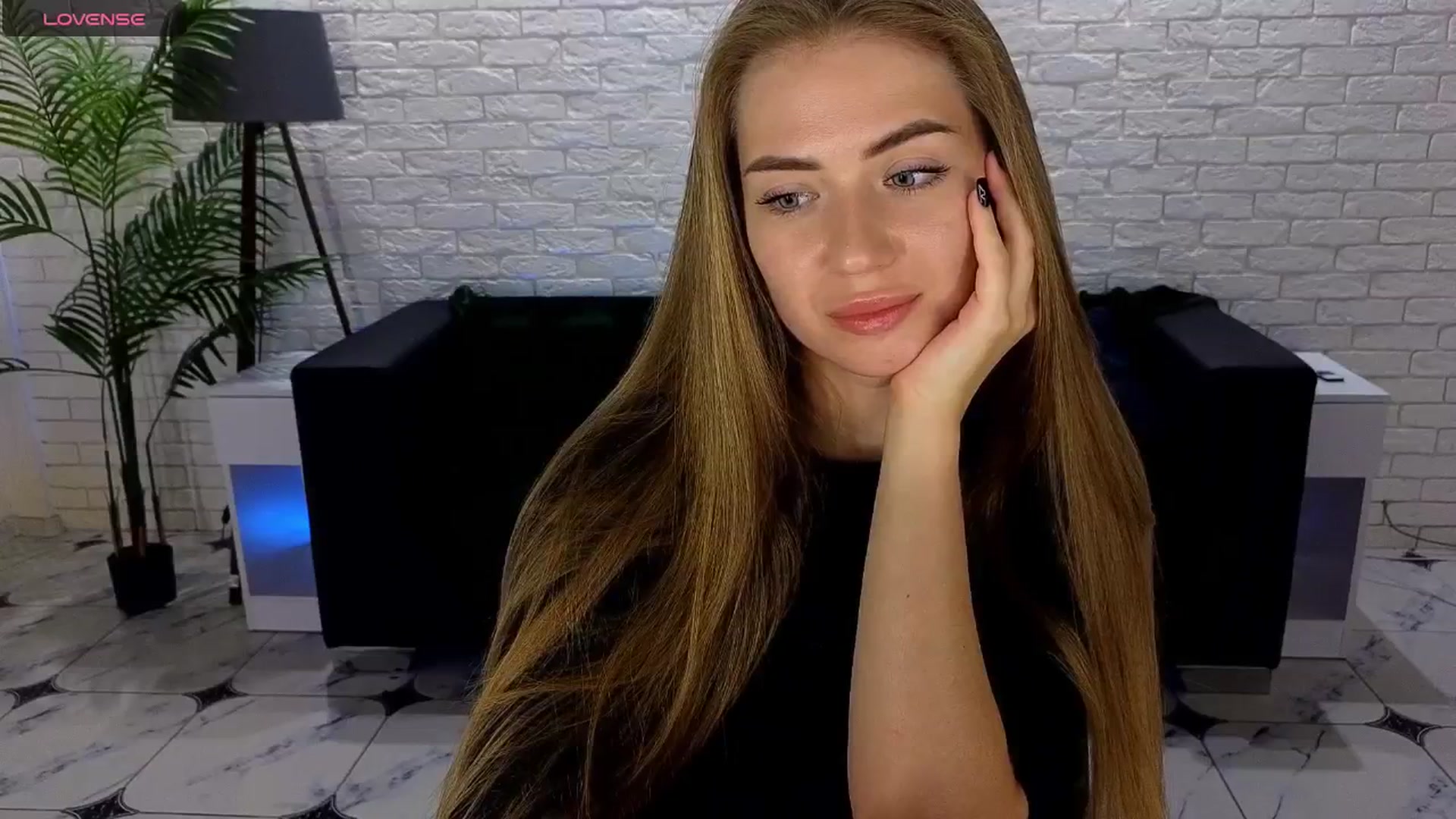 Gallery image thumbnail from Dreameedevil's myfreecams stream on, 07/06/2025, 09:43 image 13 of 20