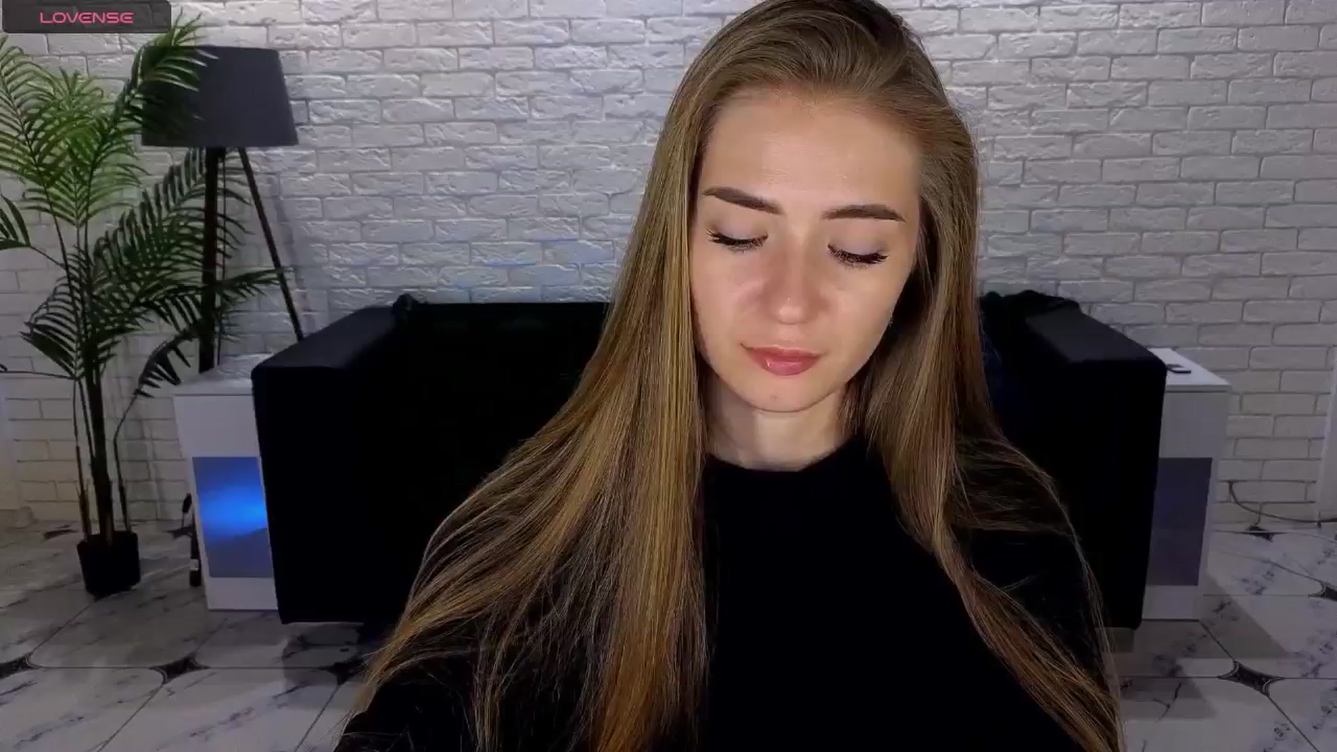 Gallery image thumbnail from Dreameedevil's myfreecams stream on, 07/06/2025, 12:03 image 5 of 20