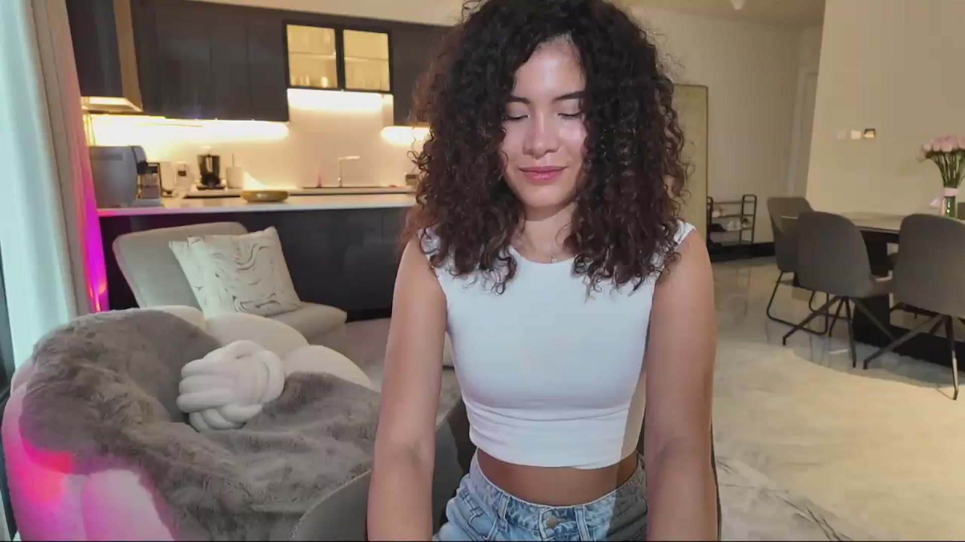 Gallery image thumbnail from Dreamg's myfreecams stream on, 07/29/2026, 13:43 image 8 of 20