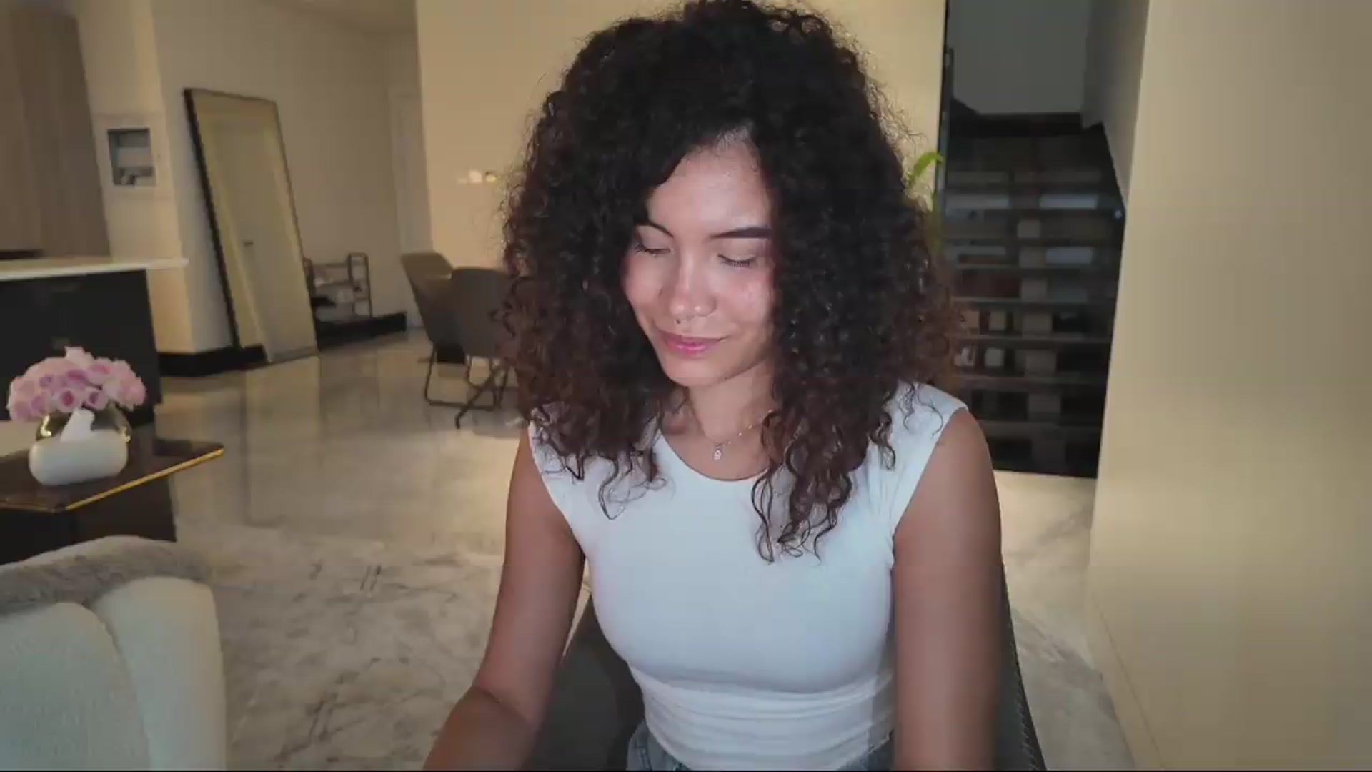 Gallery image thumbnail from Dreamg's myfreecams stream on, 07/29/2026, 14:31 image 18 of 20